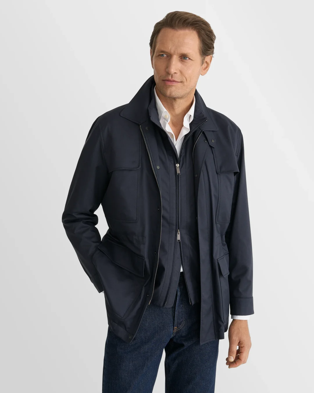 lightweight-wind-vest-navy-