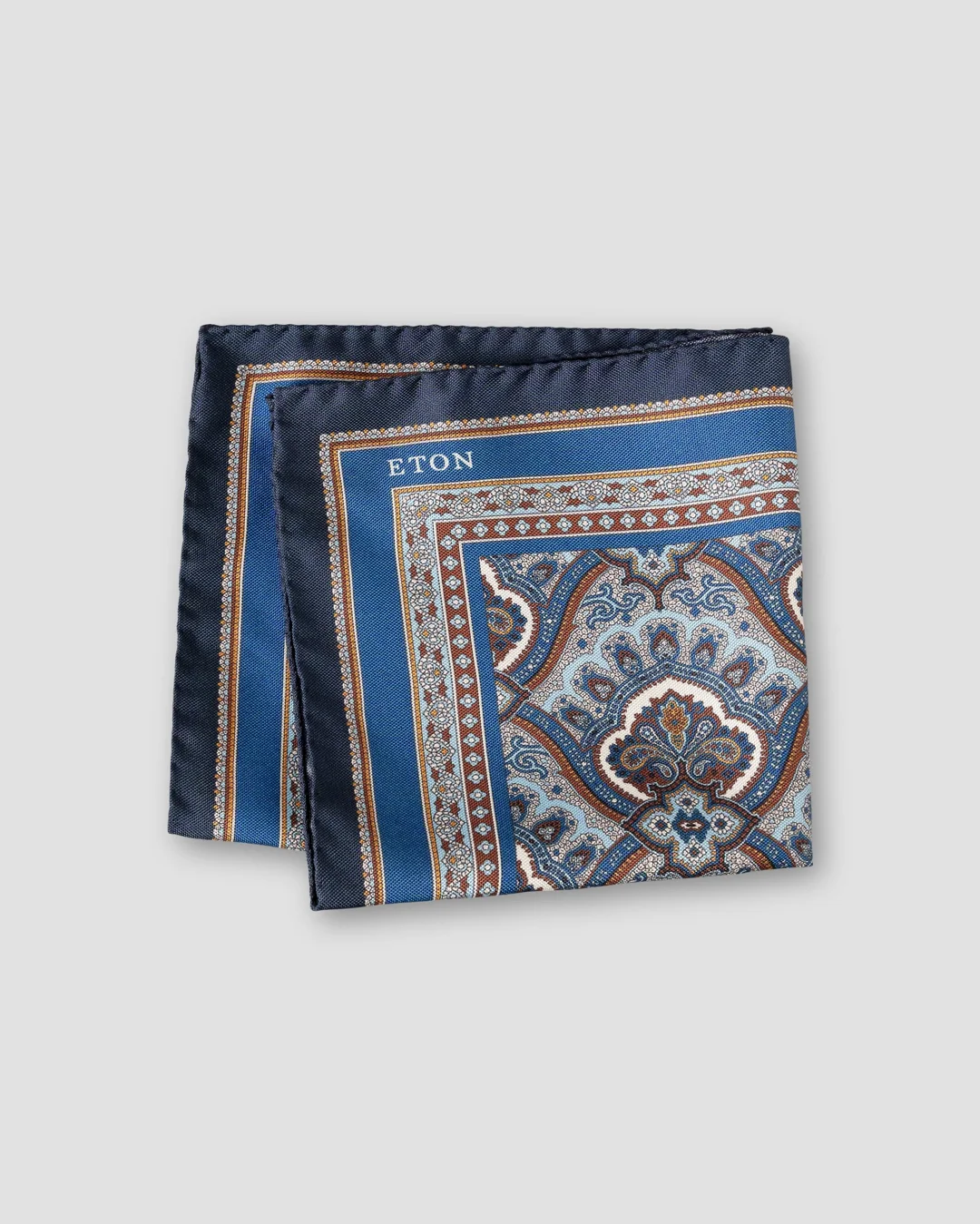 blue-paisley-print-pocket-