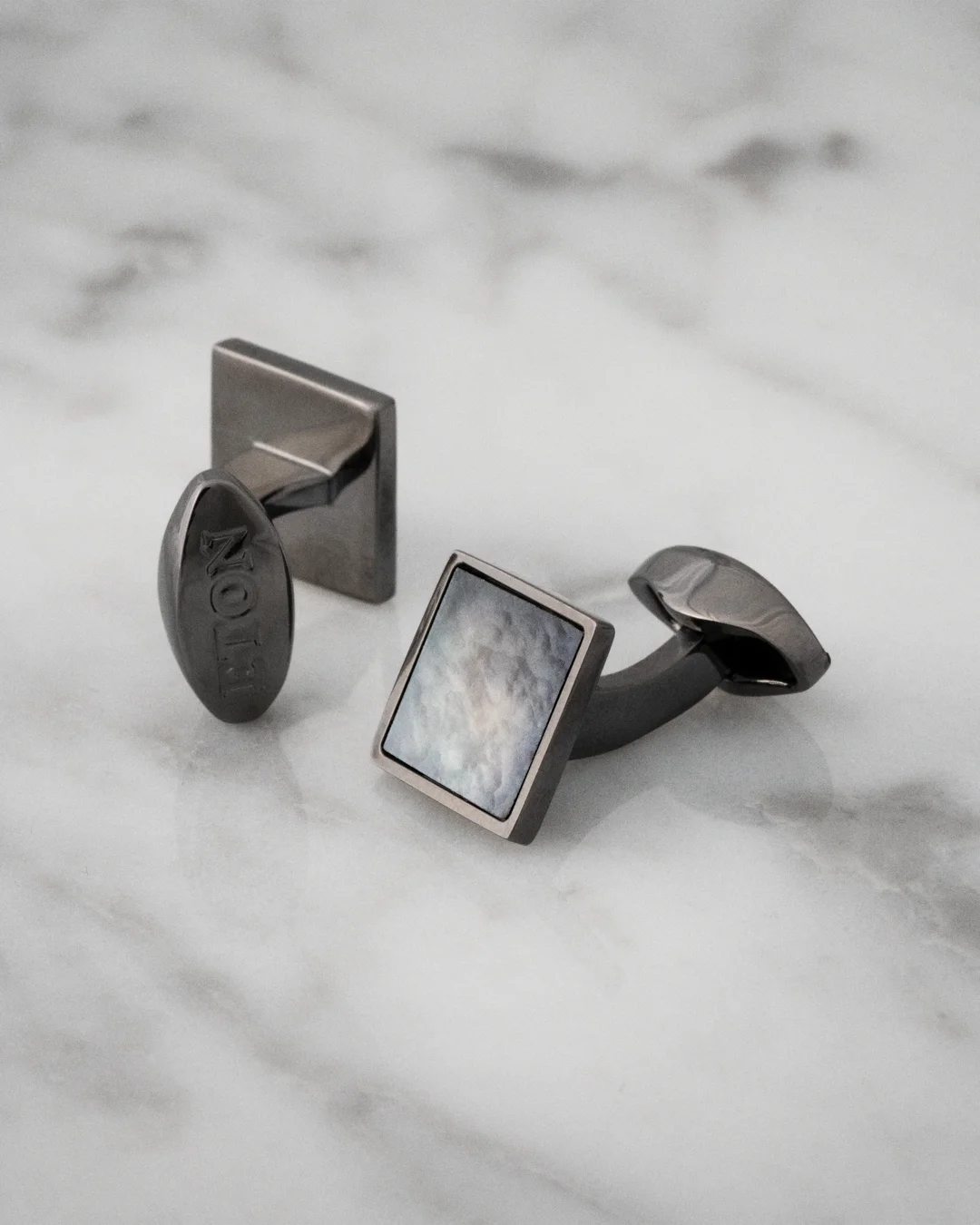 Mother-of-Pearl Cufflinks - Eton
