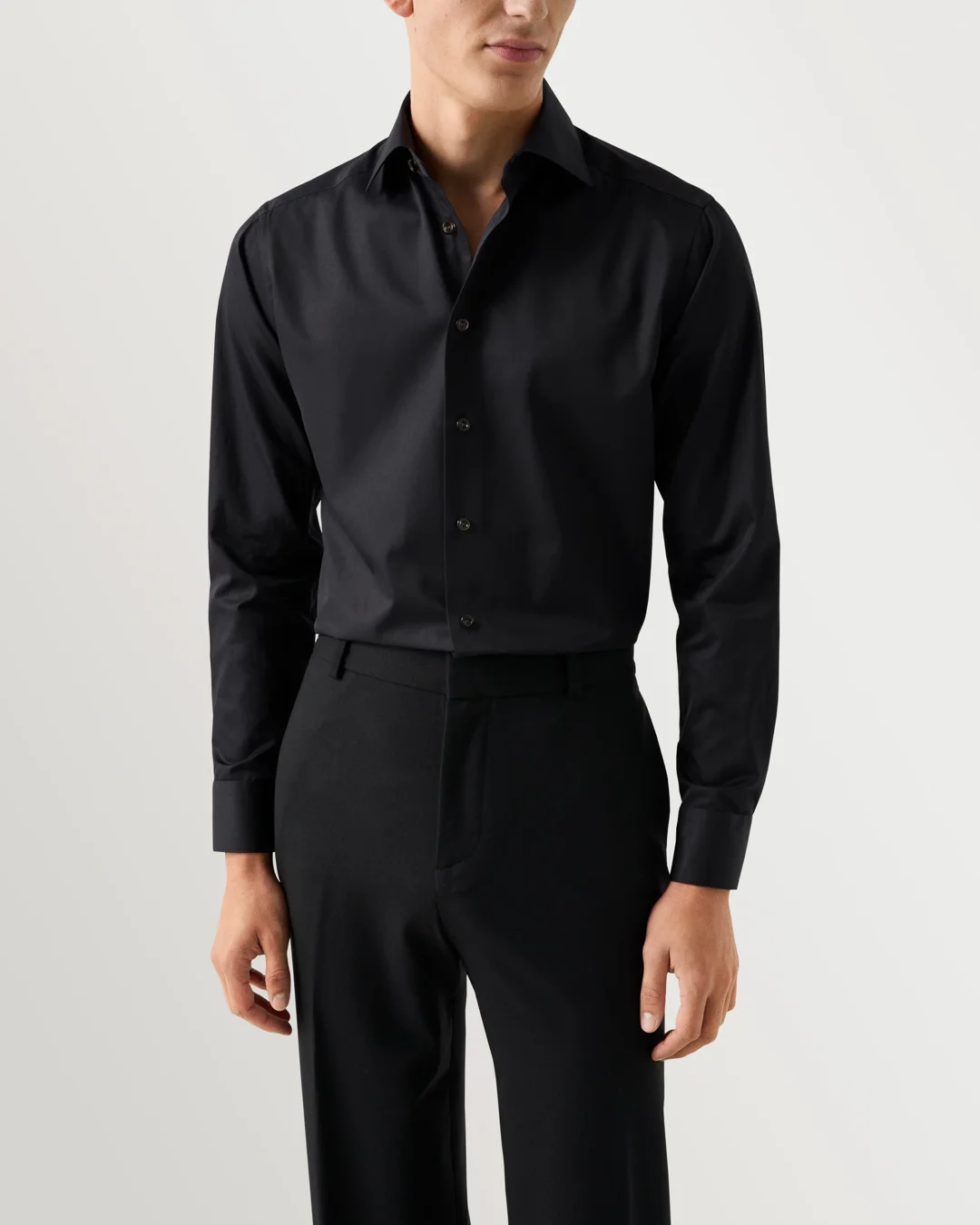 Eton Contemporary Fit Solid Elevated Twill Dress Shirt in Black, 17.5