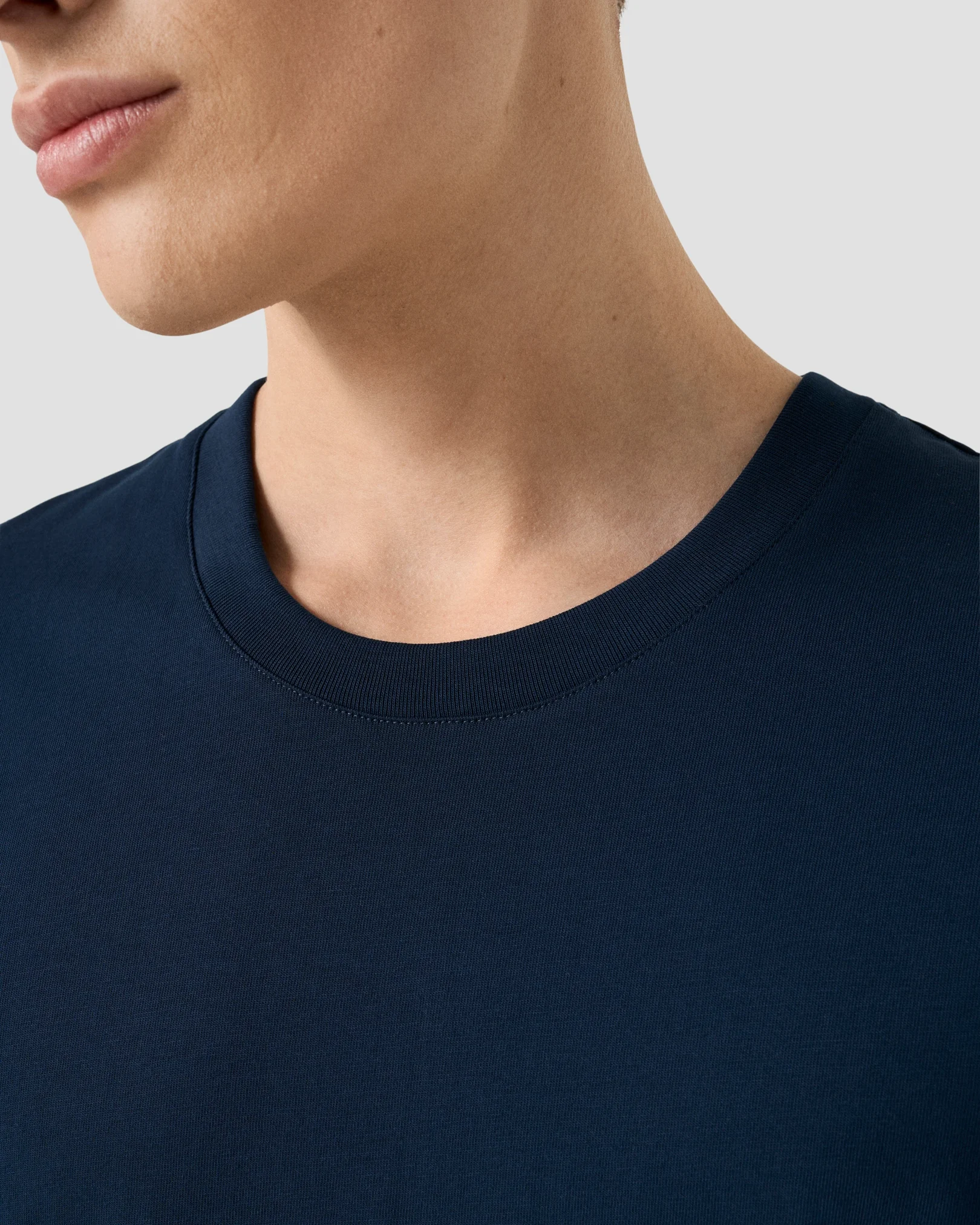 Eton - navy blue crew neck short sleeve t shirt