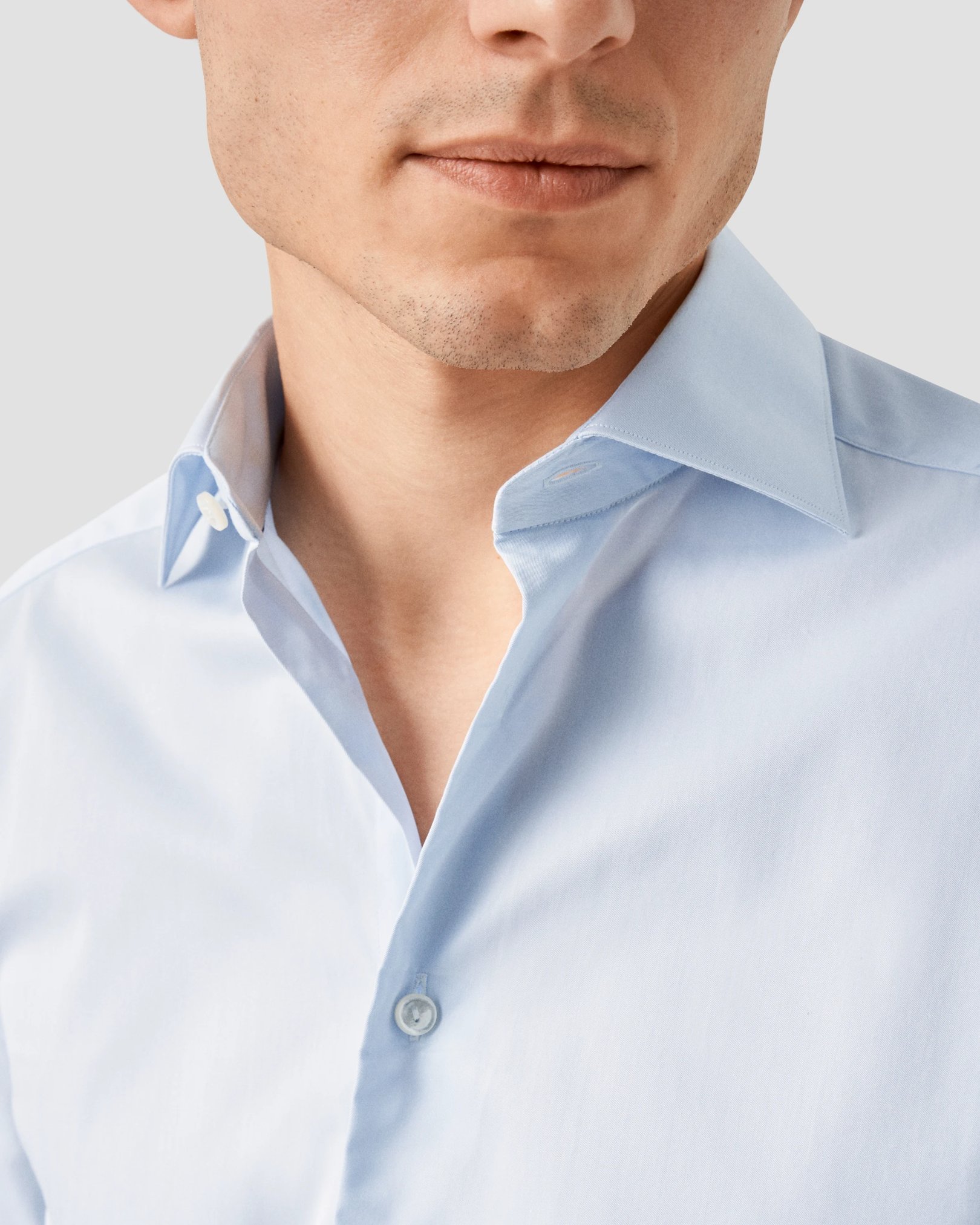 Eton - Chemise en sergé uni surélevé