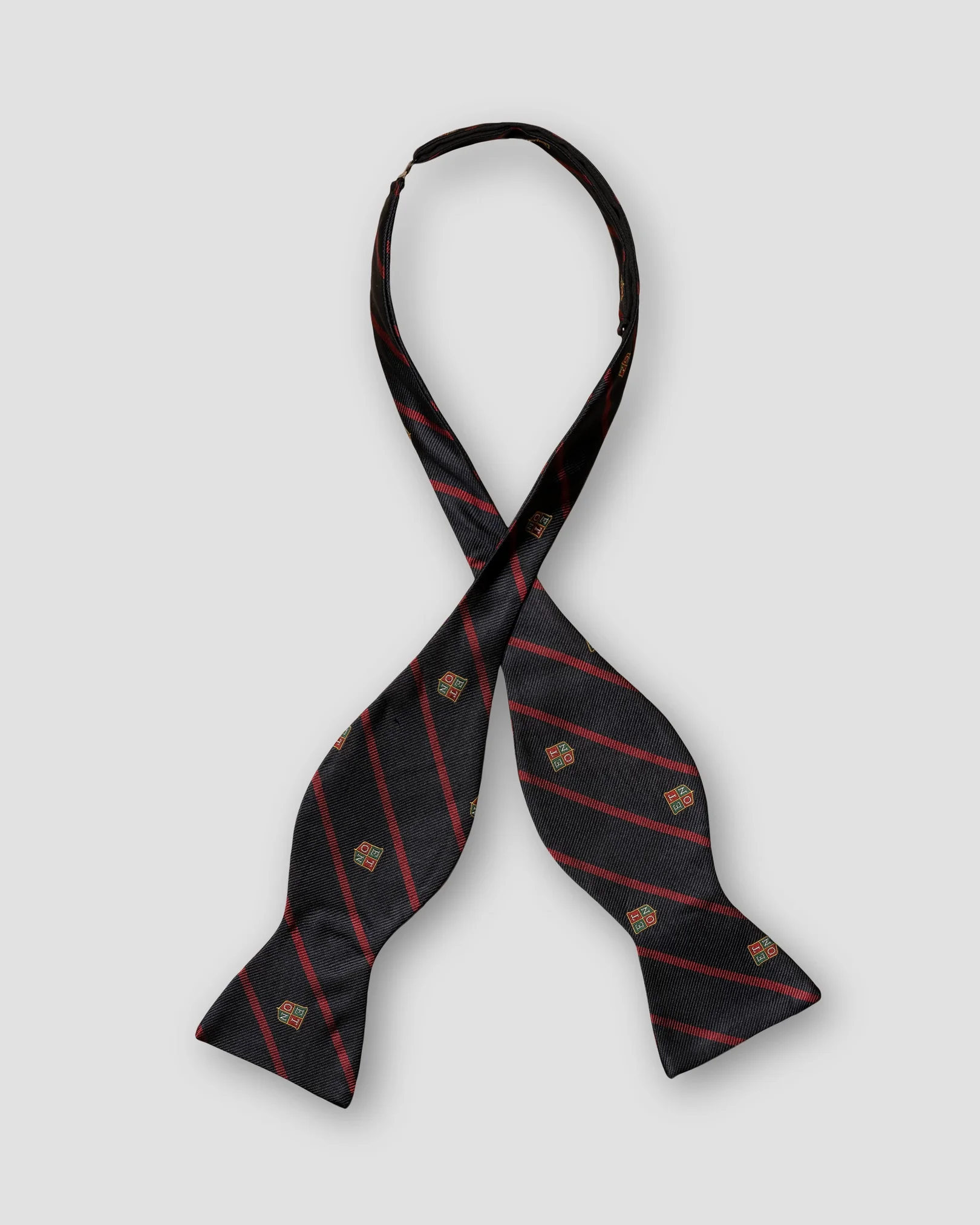 Eton - eton crest bow tie