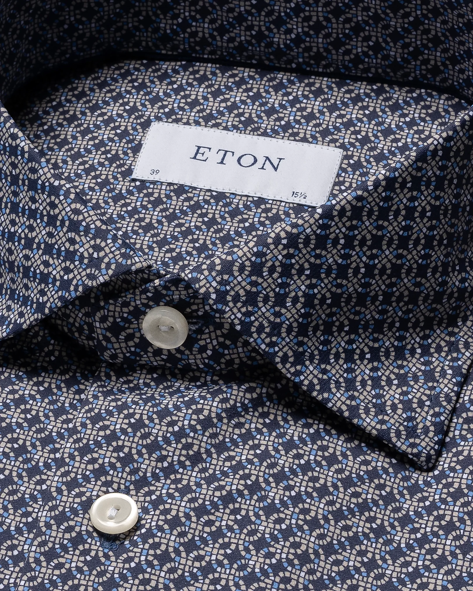 Eton - dark blue four stretch cut away collar rounded single slim fit