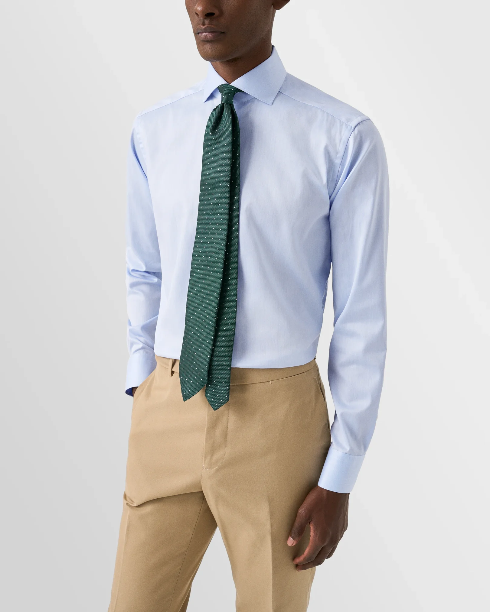 Eton - light blue signature twill wide spread collar