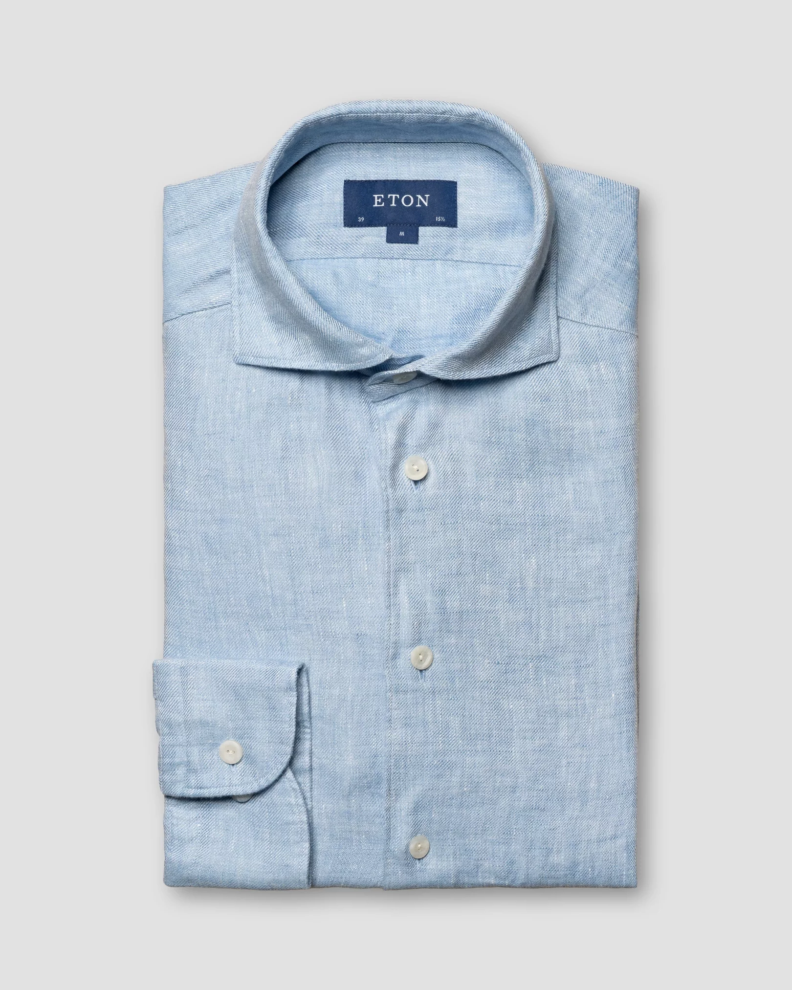 Blå skjorta i linnetwill