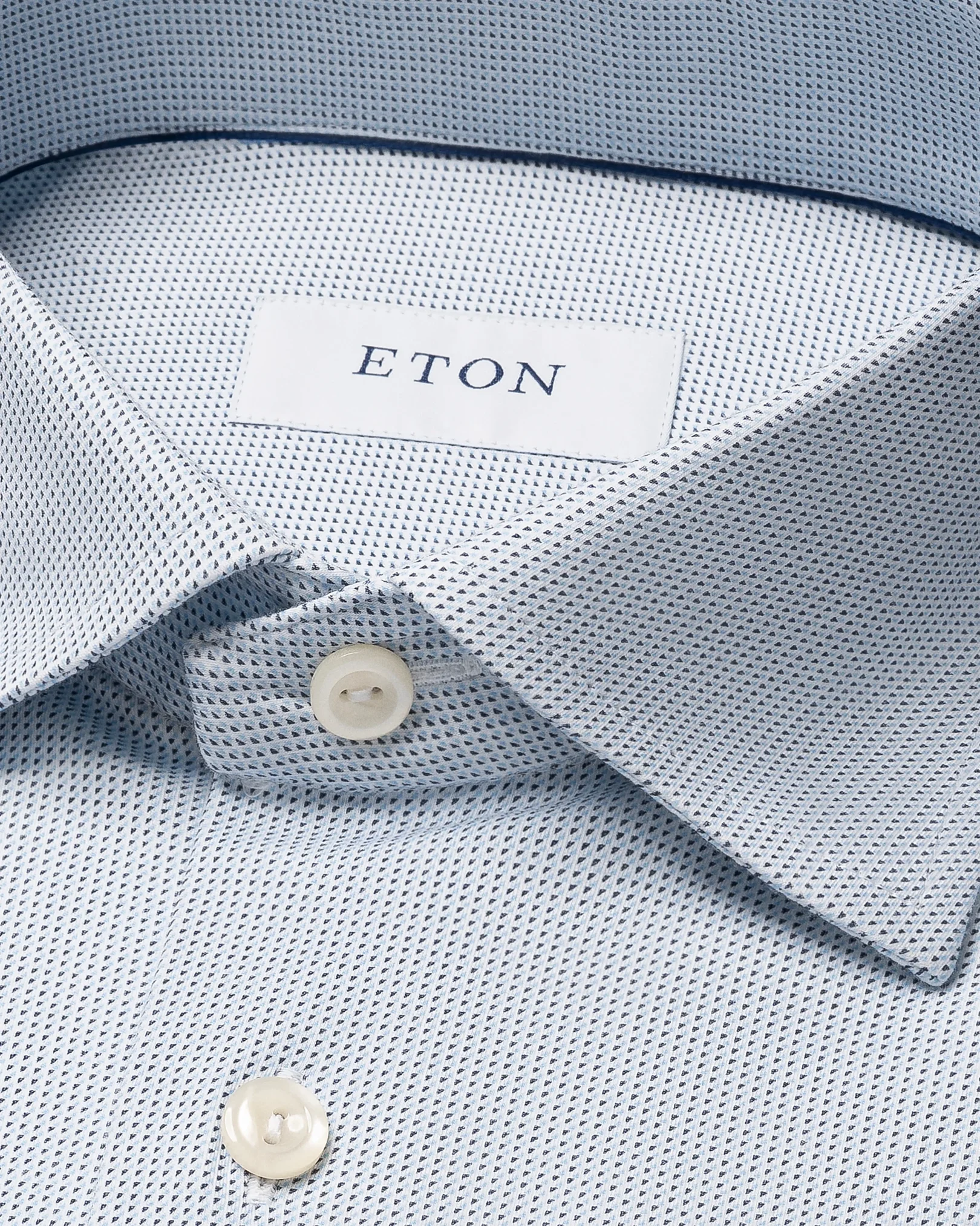 Eton - light blue stretch cut away collar rounded single slim fit