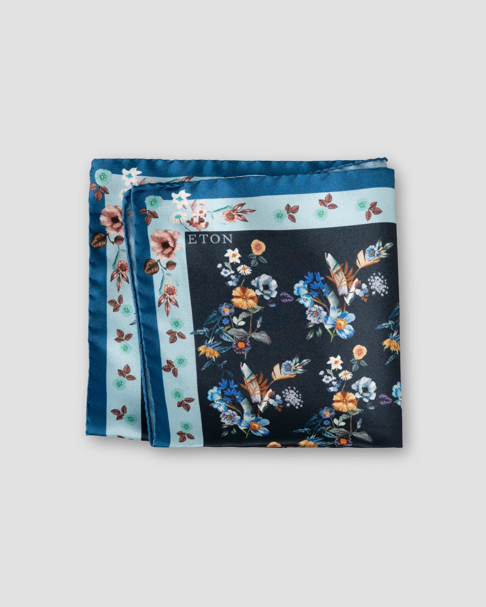 Eton - navy blue floral pocket