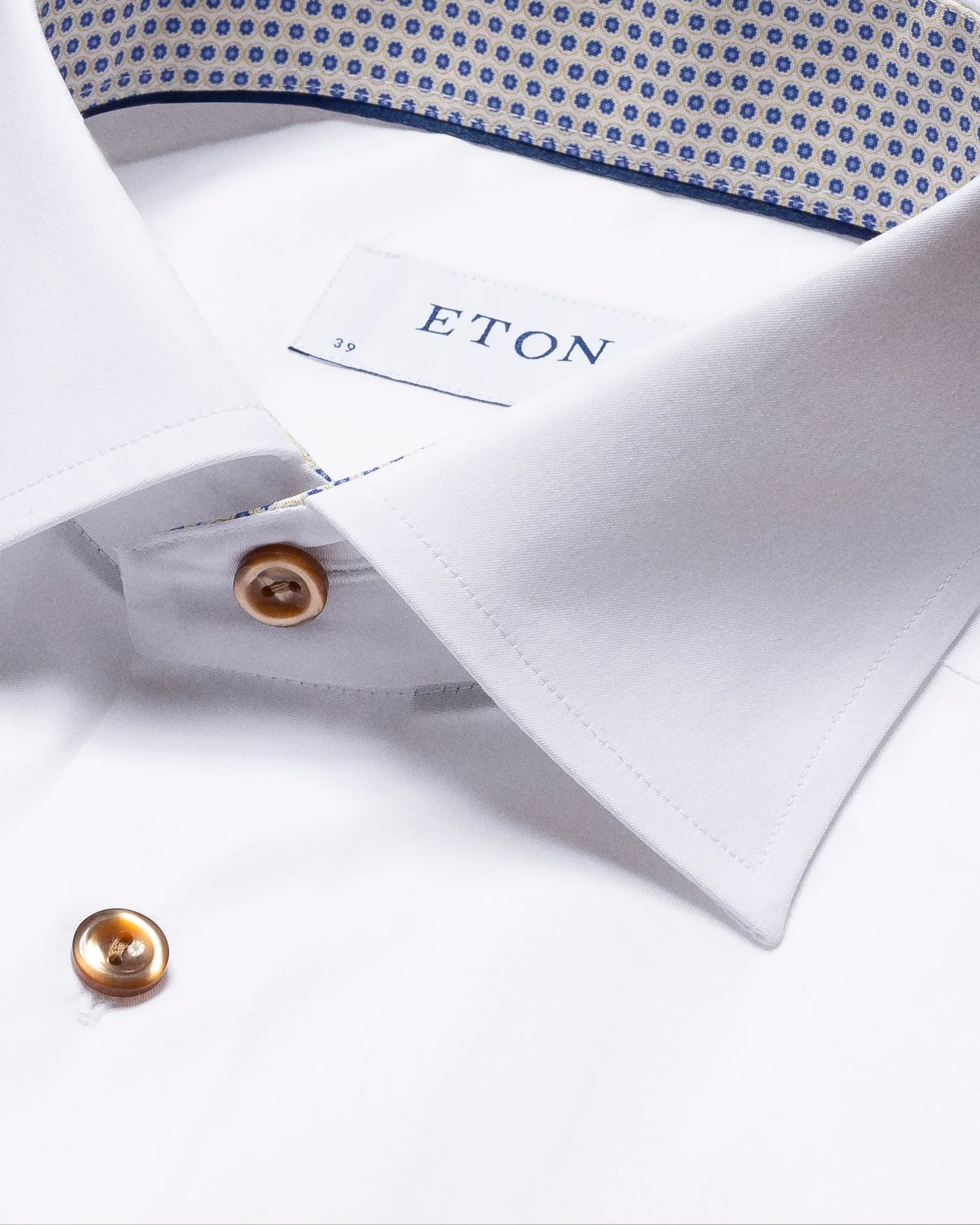Eton - white poplin shirt glass print details cut away