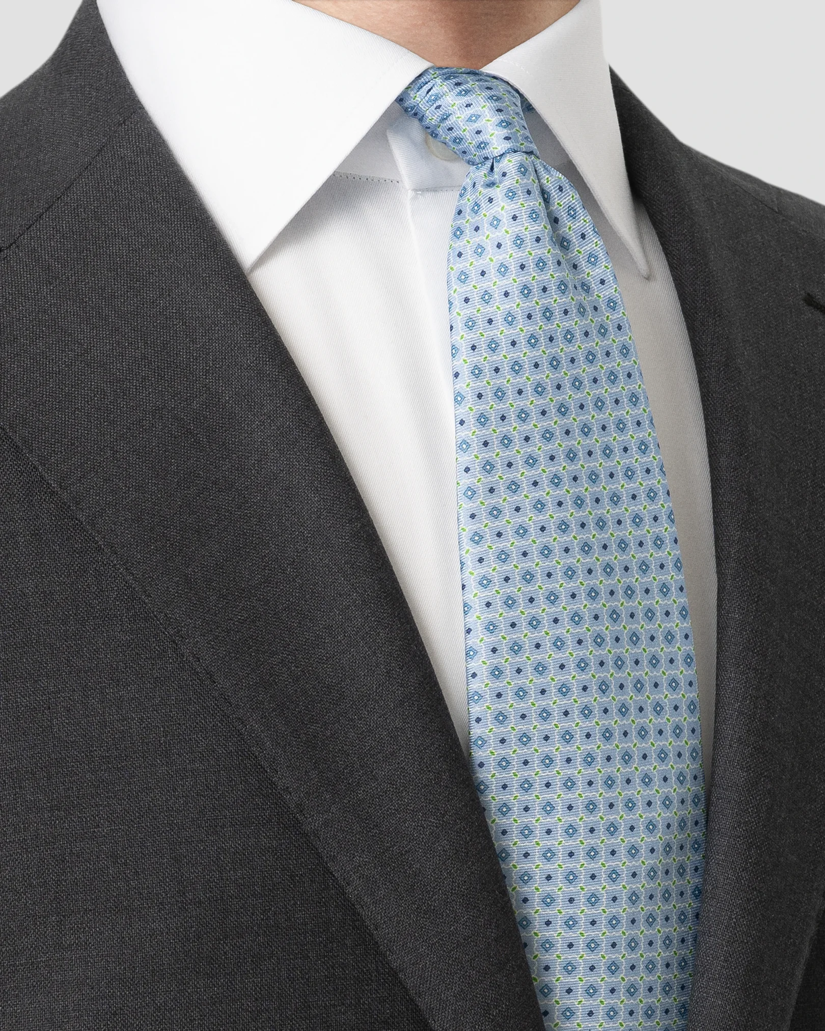 Eton - light blue geometric 258