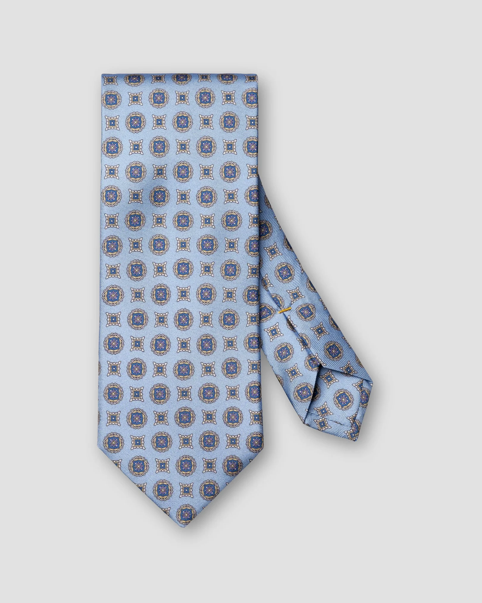 Eton - light blue medallion 266