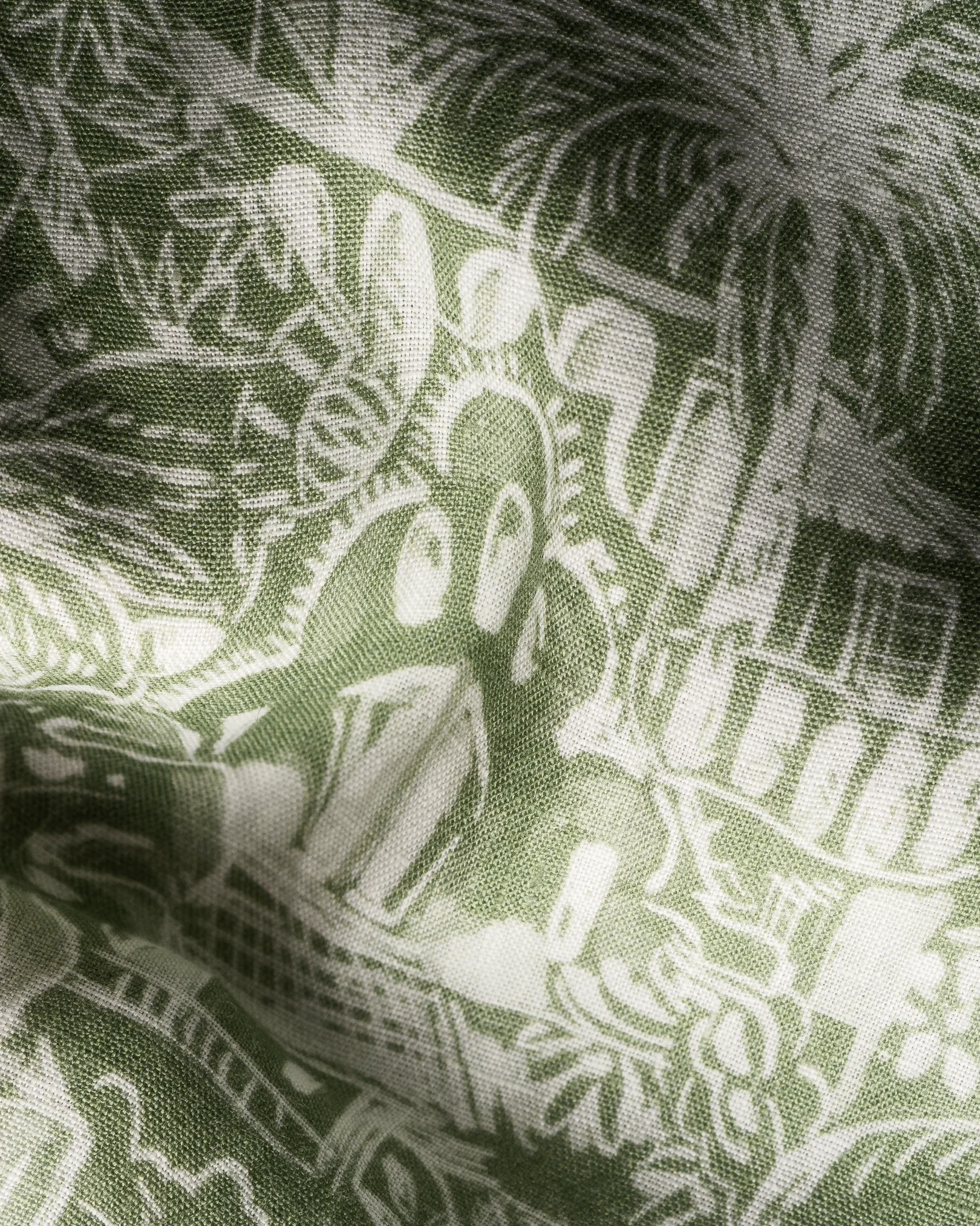Eton - dark green gaudi garden print shirt