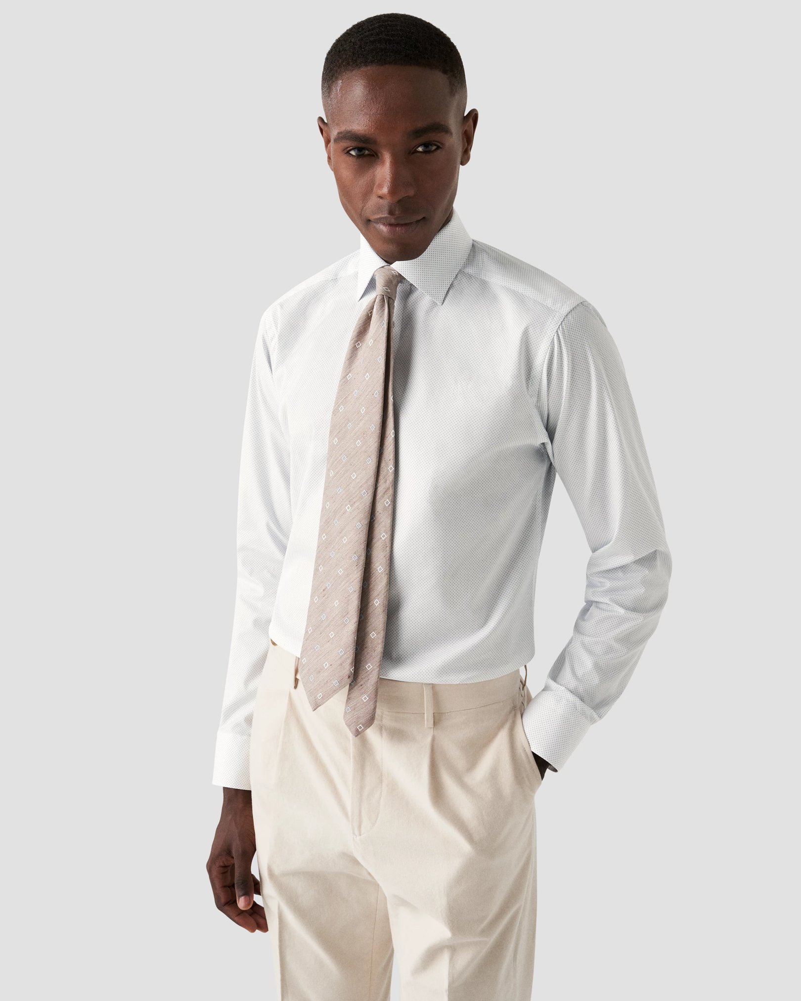 Eton - light blue poplin cutaway microprint