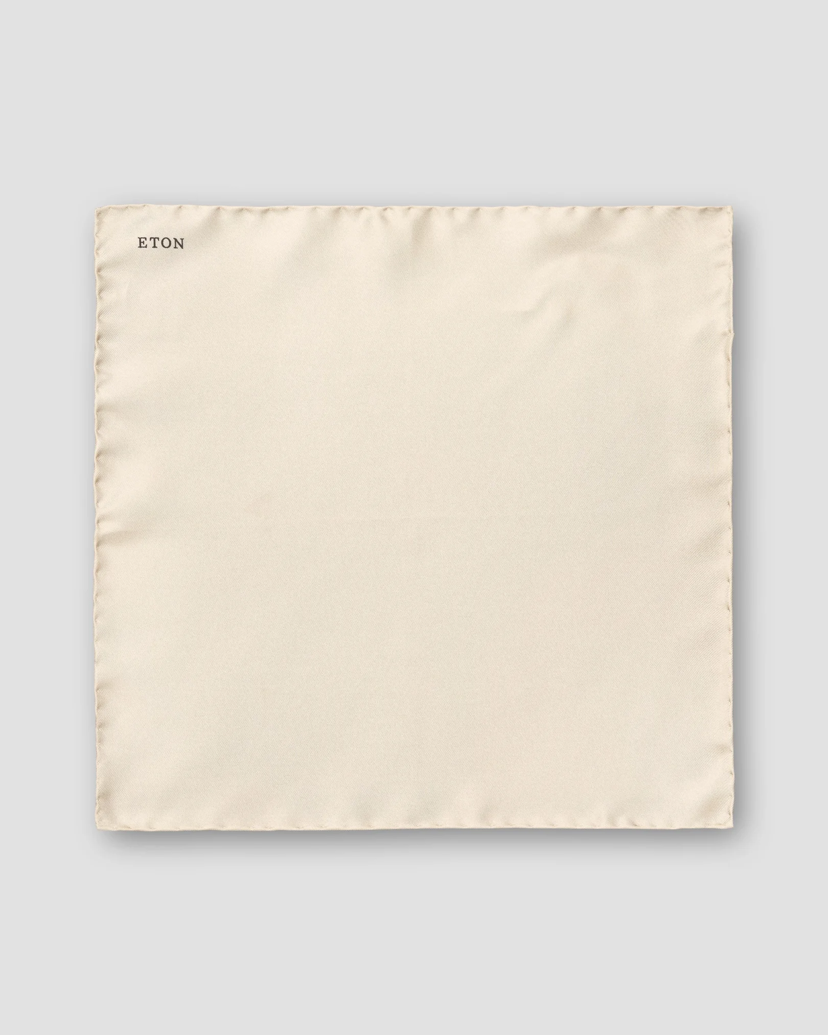 Eton - beige solid silk pocket square