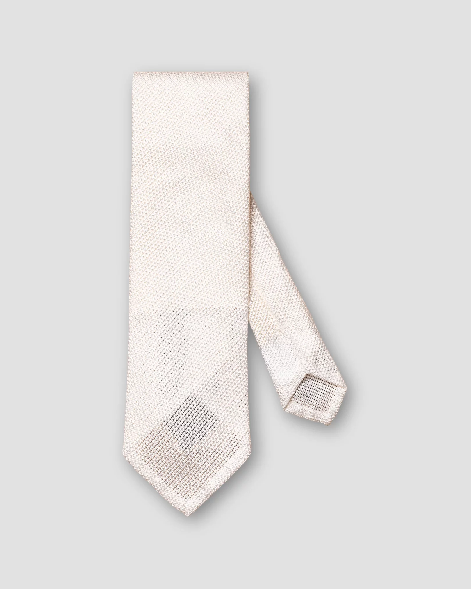 Cravate blanche en grenadine fine confectionnée à la main