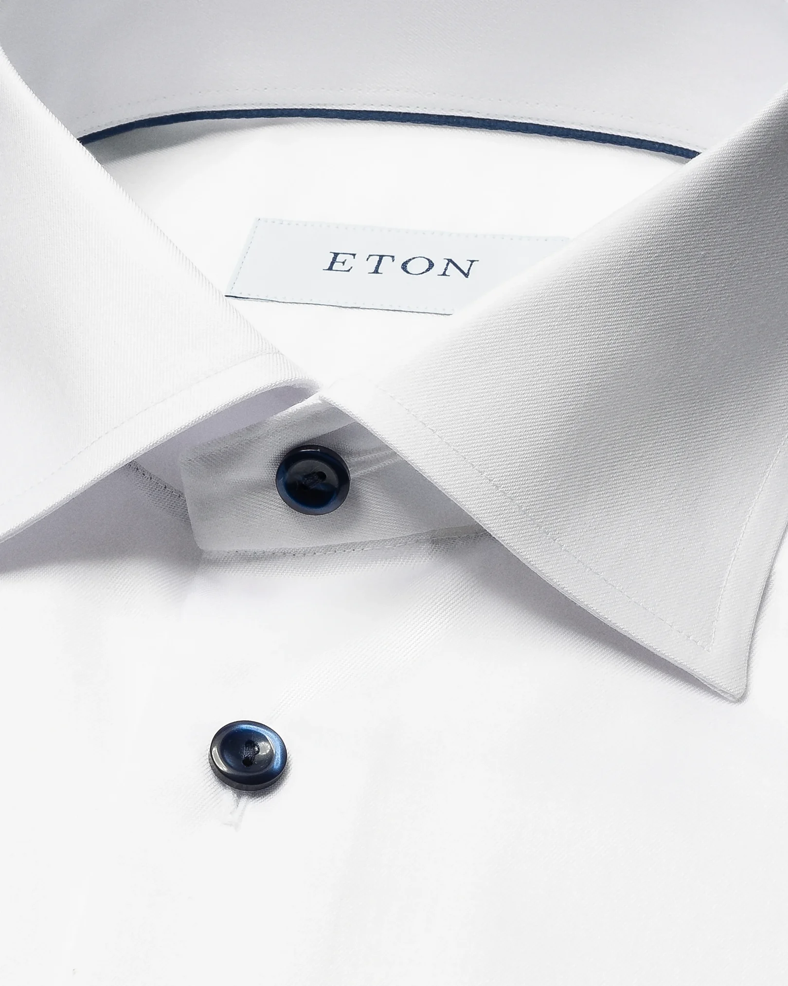 Eton - white navy details signature twill we1