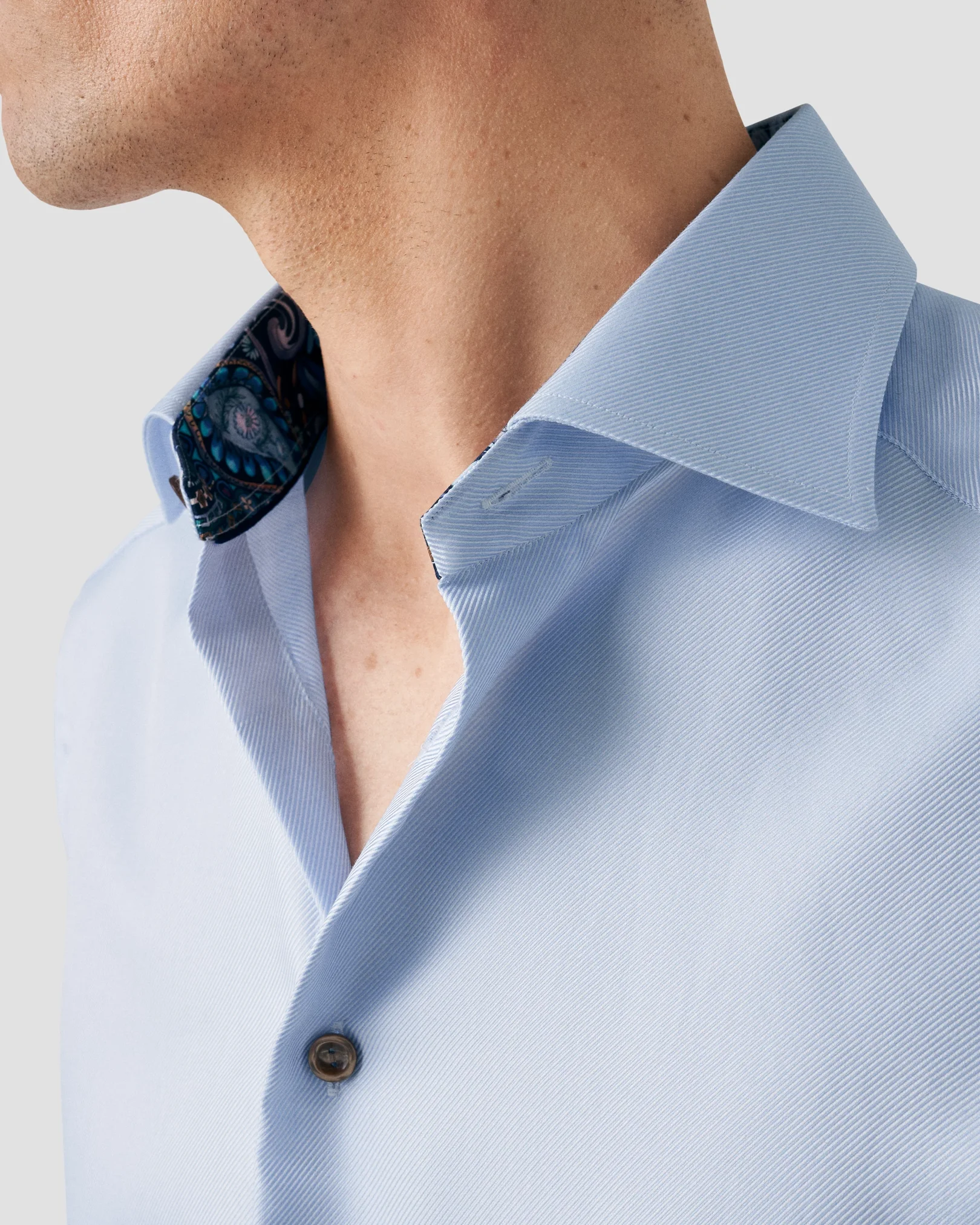 Eton - light blue textured twill floral details