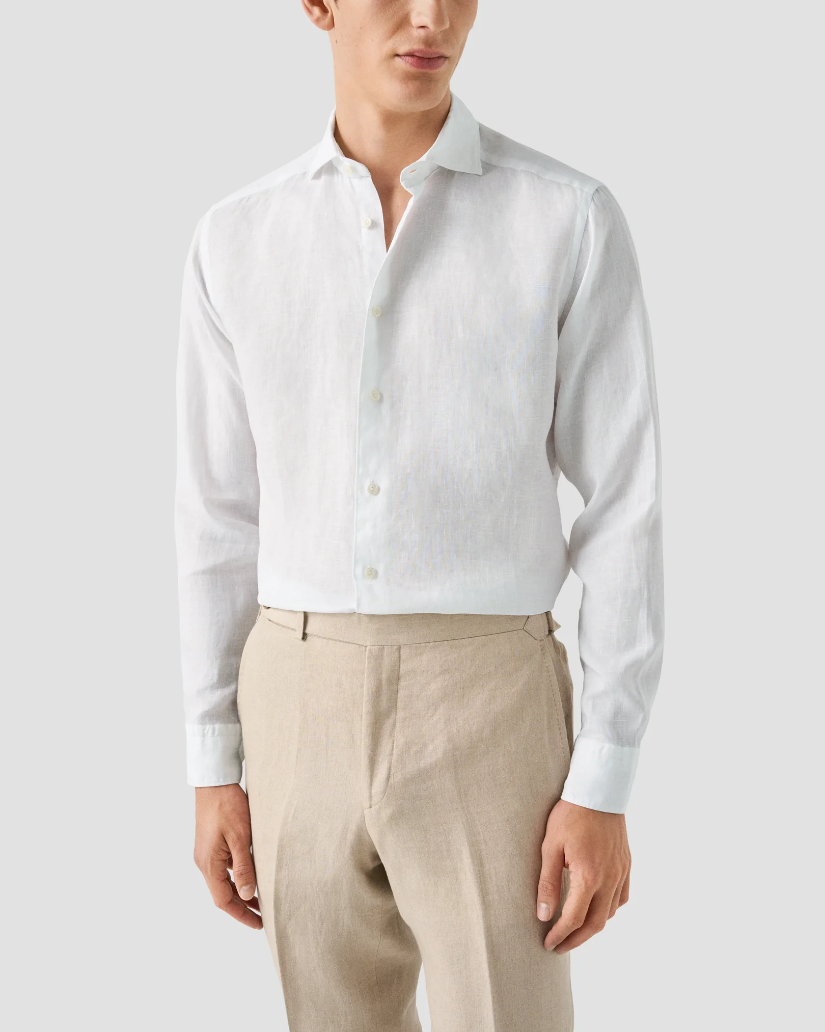 Eton - white linen widespread collar