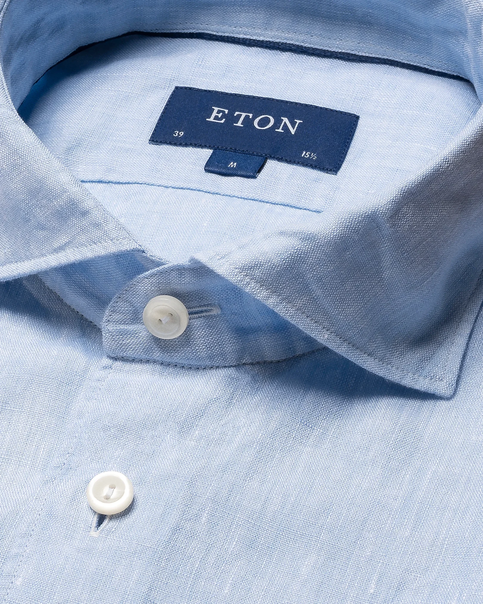 Eton - light blue linen button down
