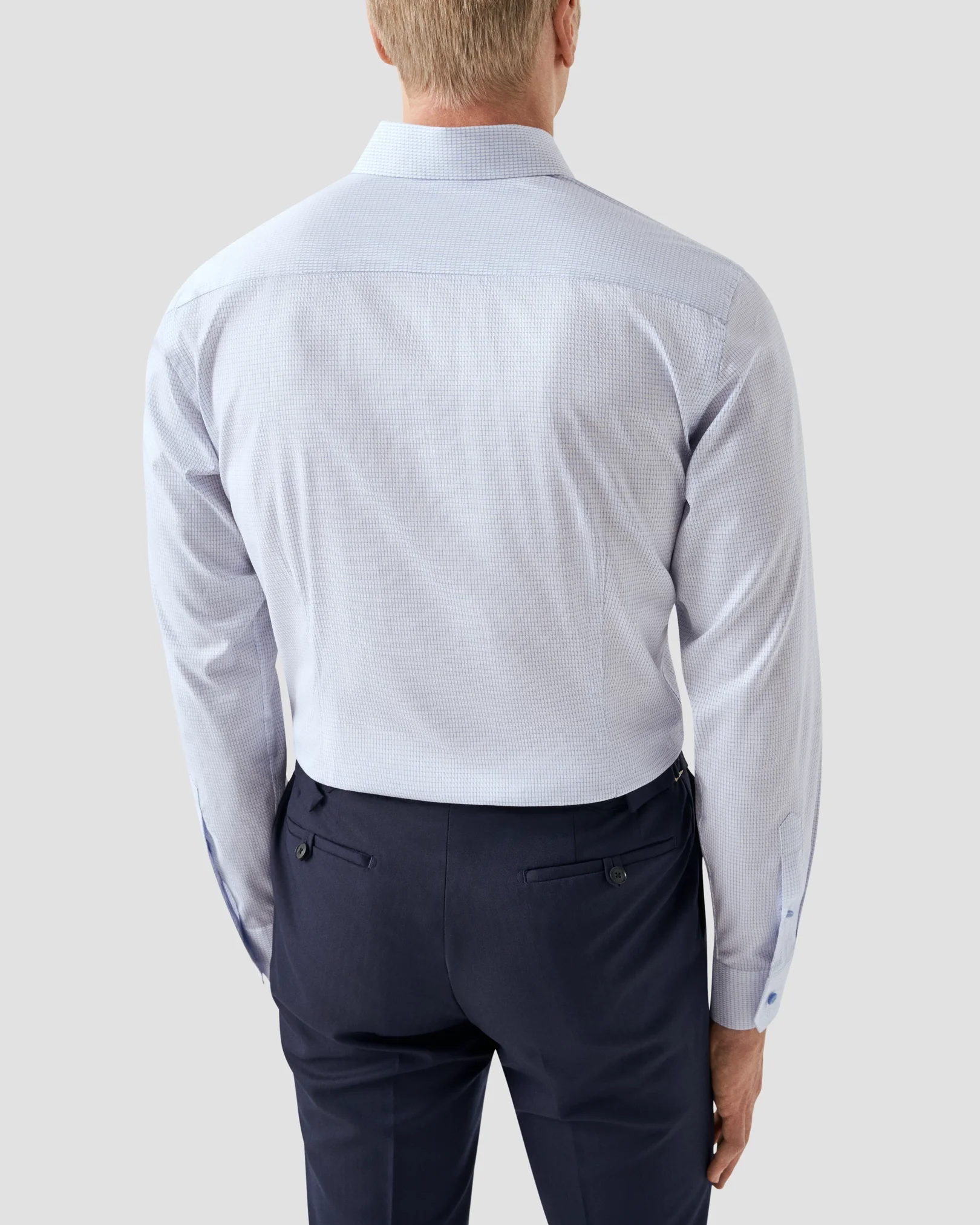 Eton - organic light blue signature twill cut away