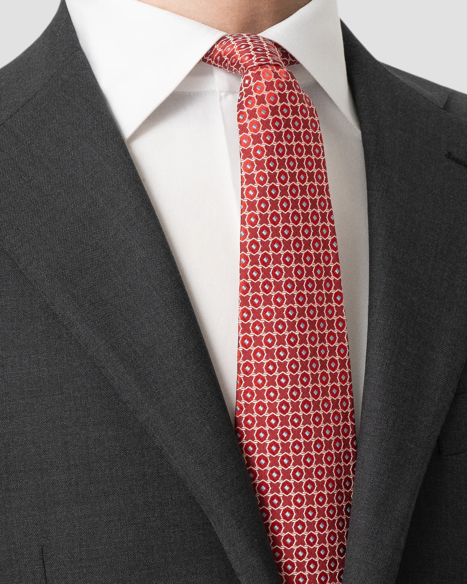 Eton - red geometrical woven silk tie