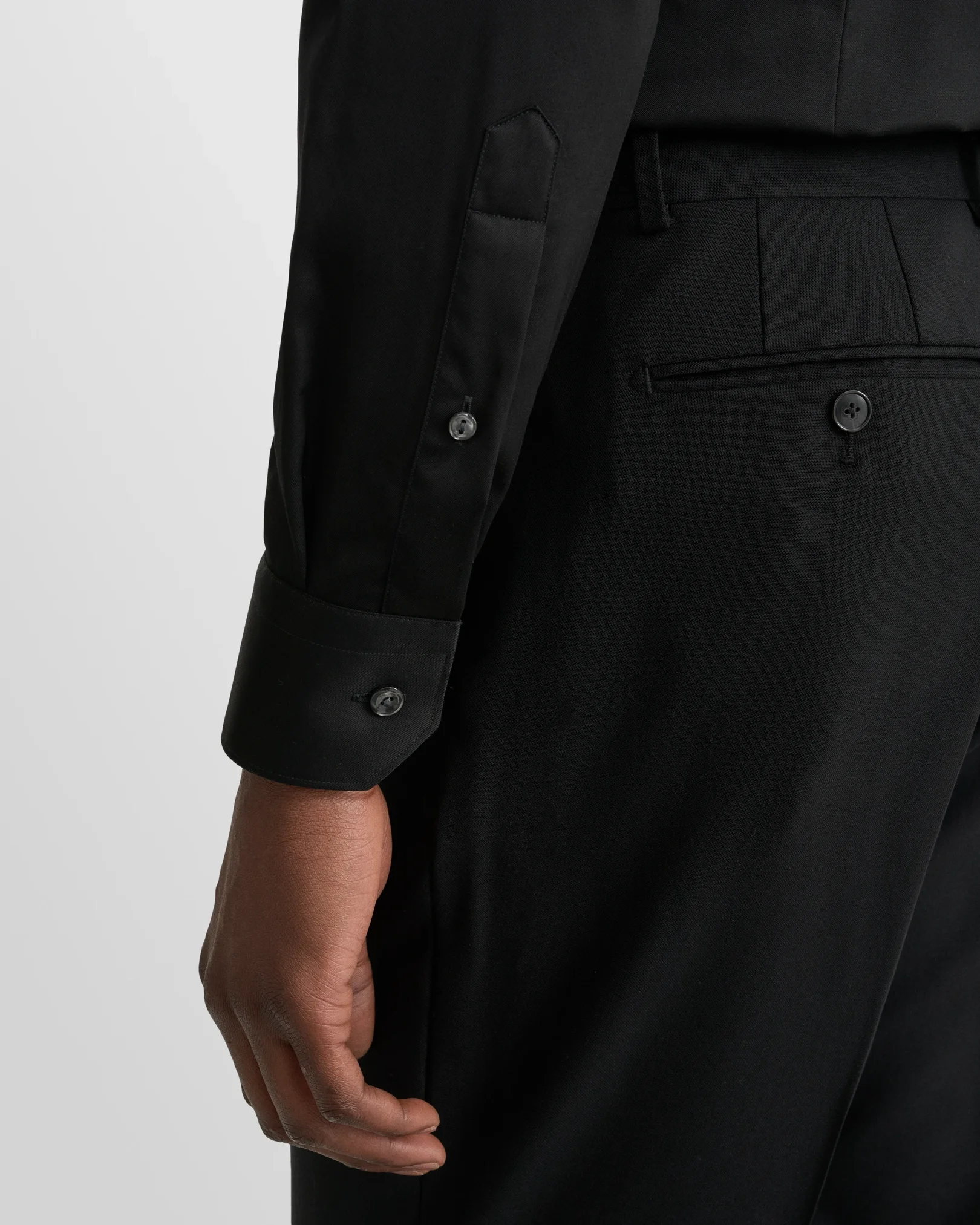 Eton - black signature twill pointed collar