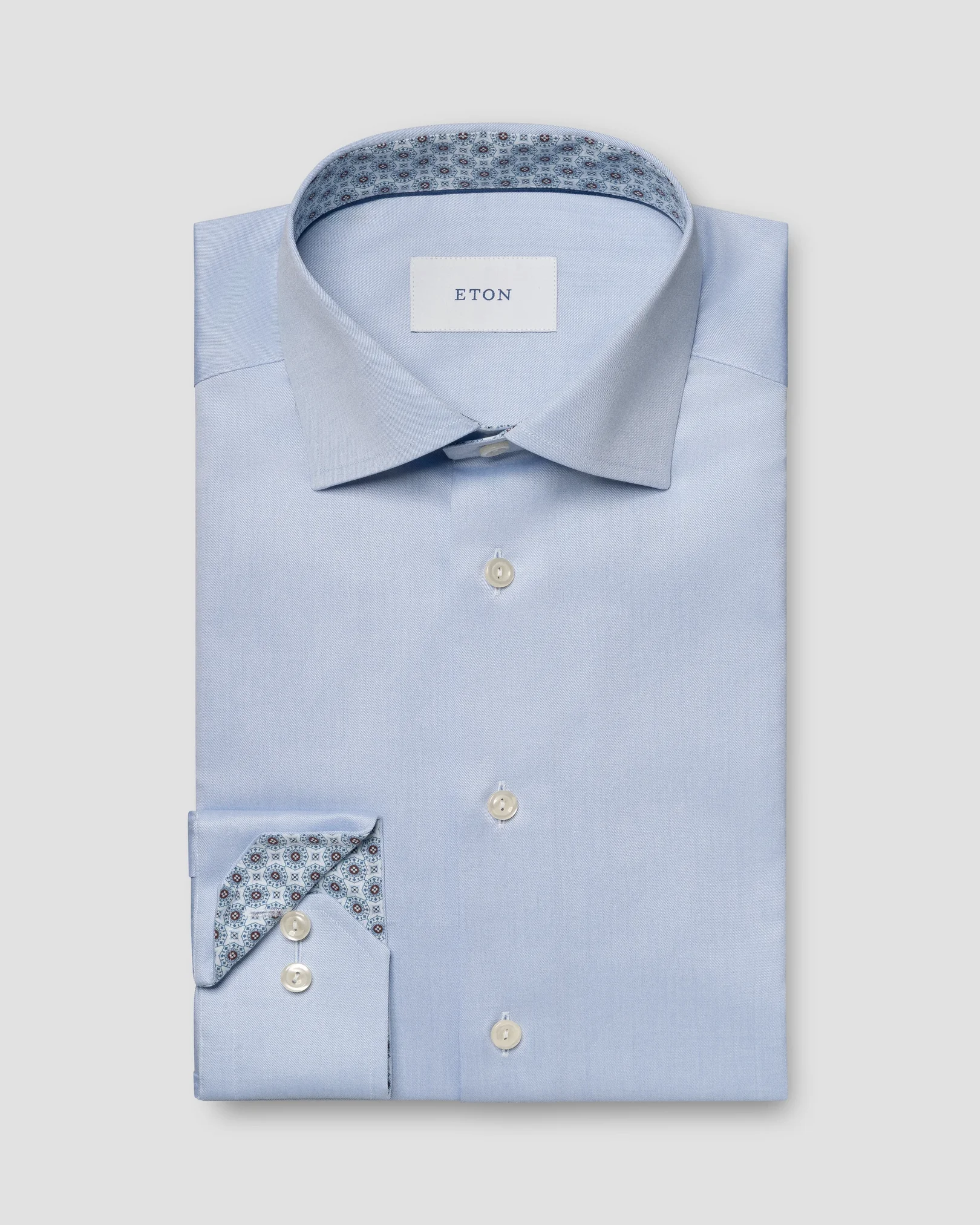 Eton - light blue geometric effect signature 263