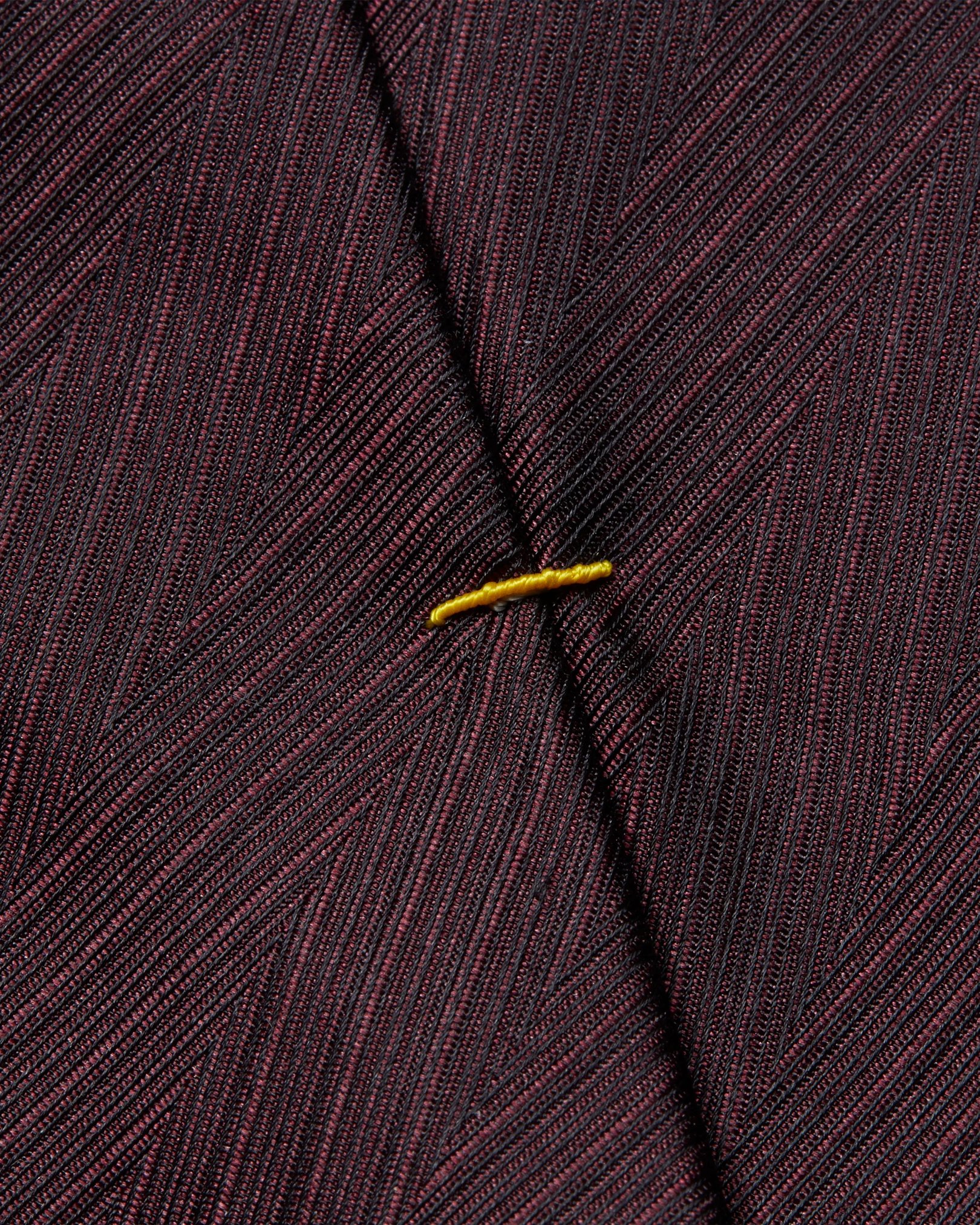 Eton - dark red zig zag weave