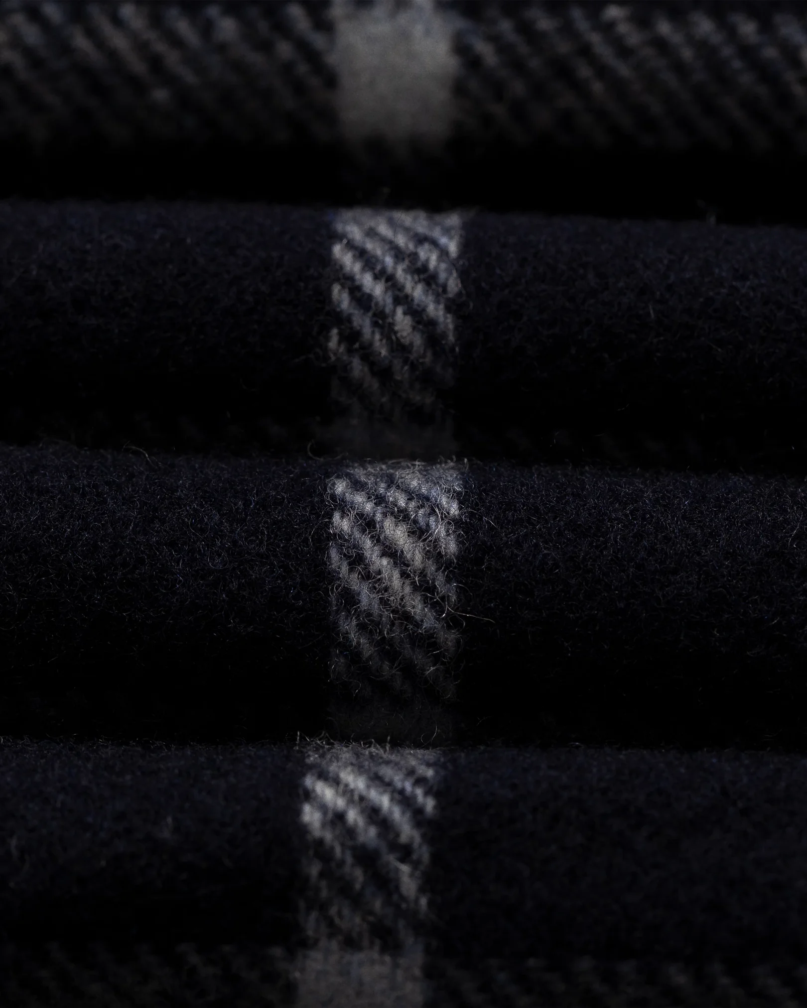 Eton - navy blue checked wool scarf