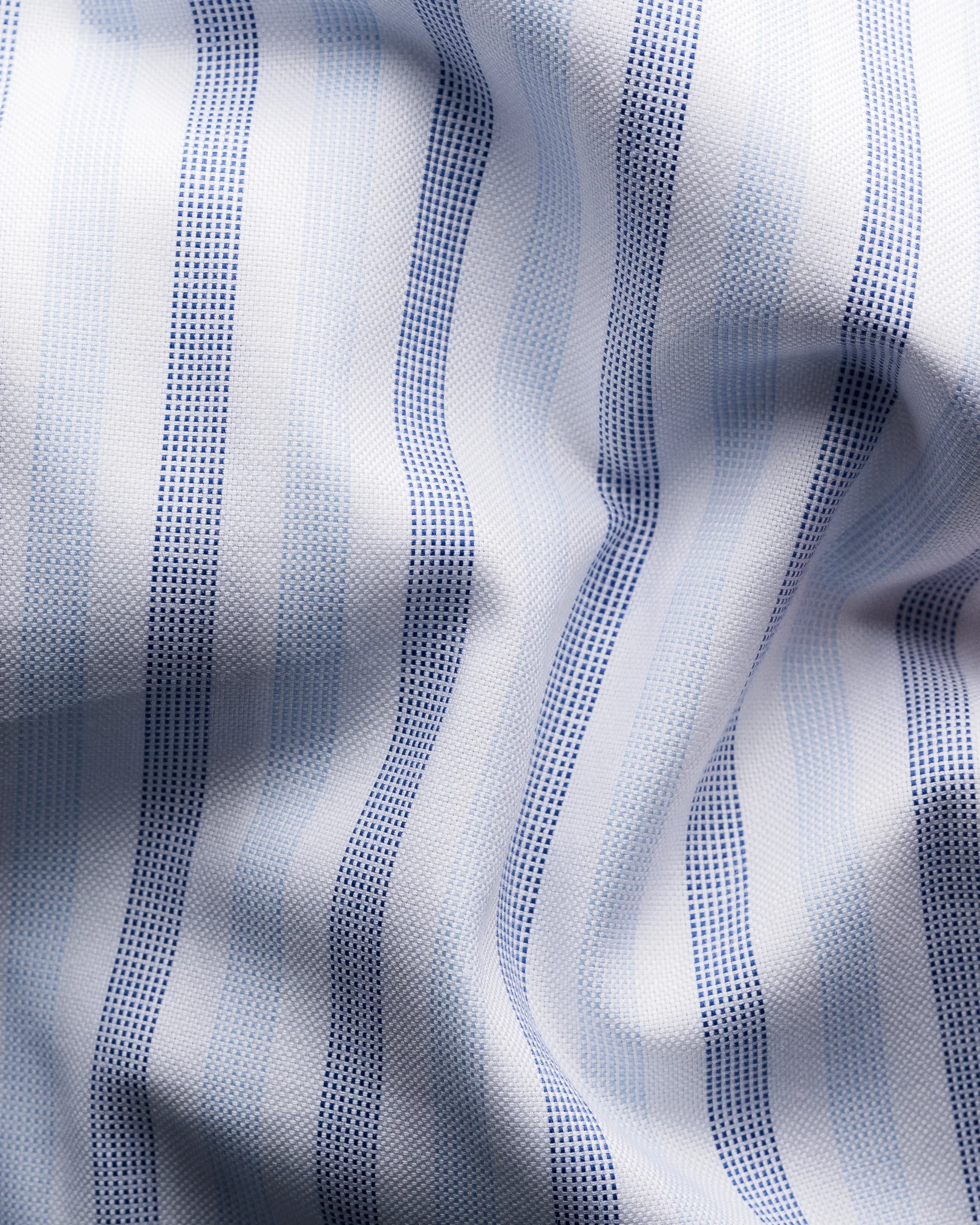 Eton - light blue striped oxford