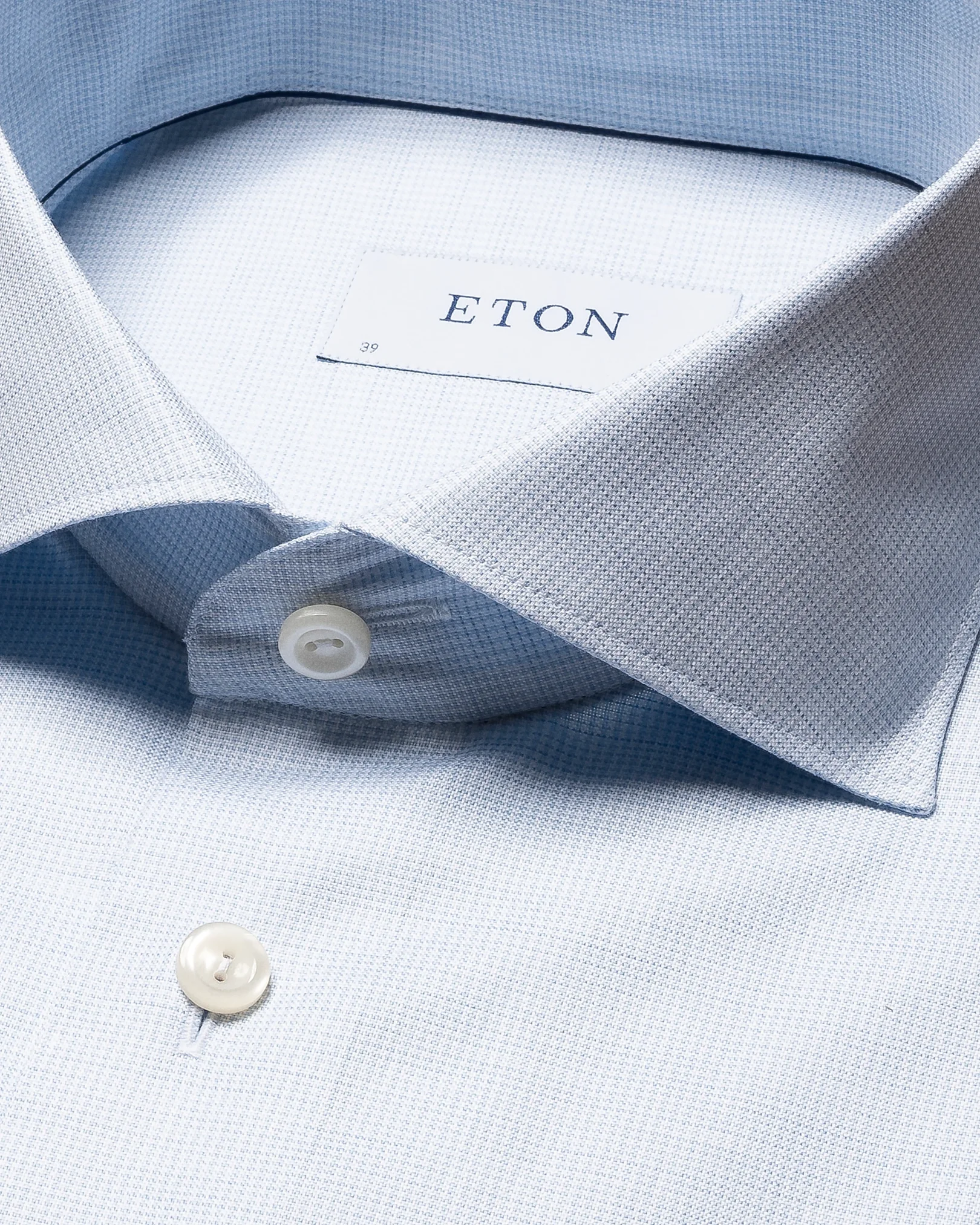 Eton - light blue oxford widespread collar