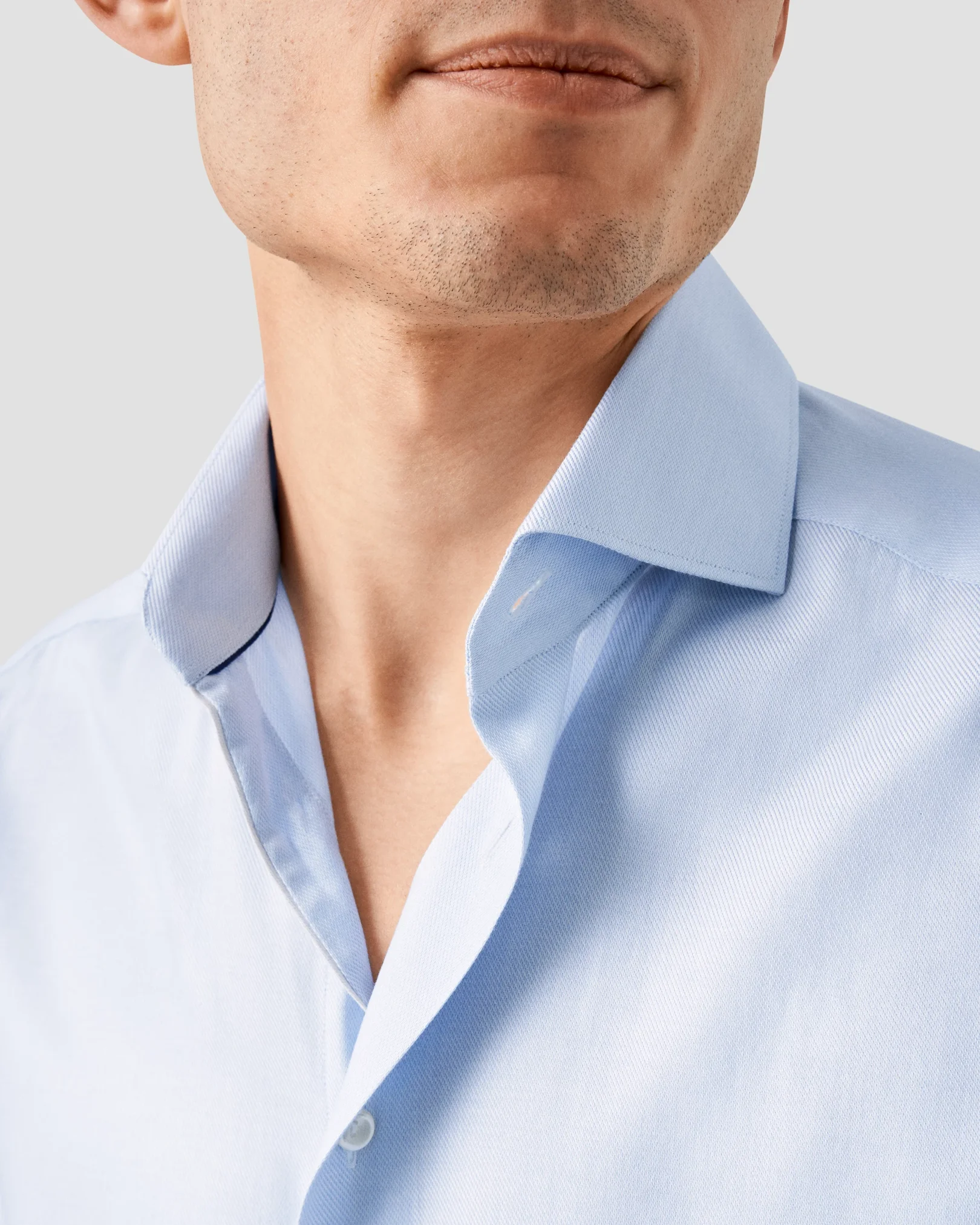 Eton - light blue twill wide spread collar