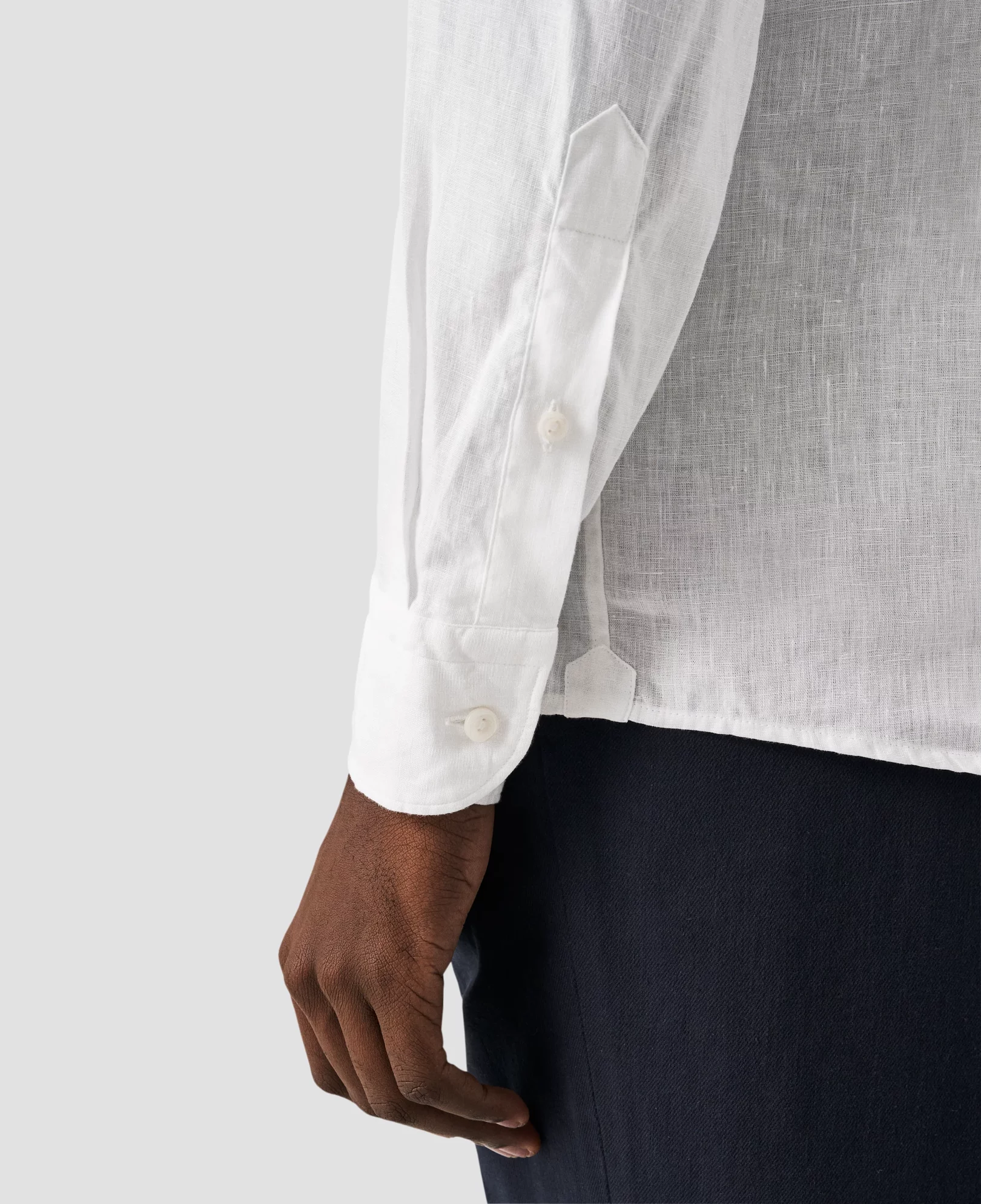 Eton - white linen button down collar