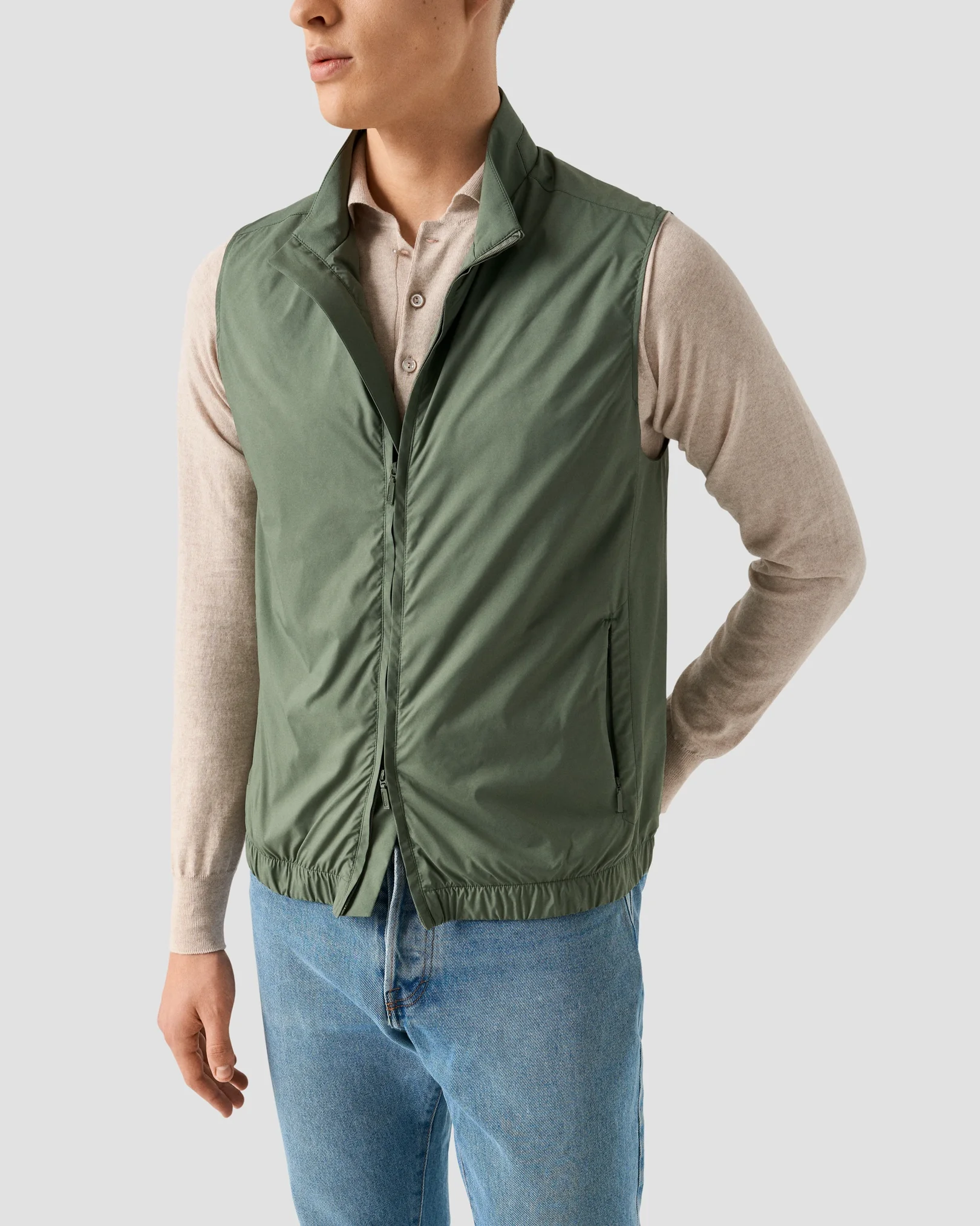 Eton - dark green solid wind vest with elastic hem