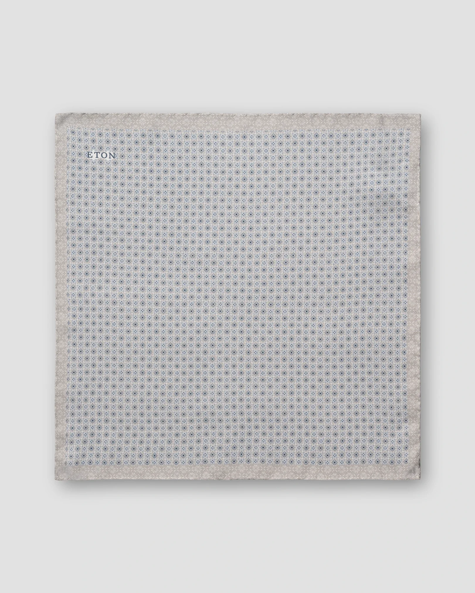 Eton - geometric silk pocket 256 square