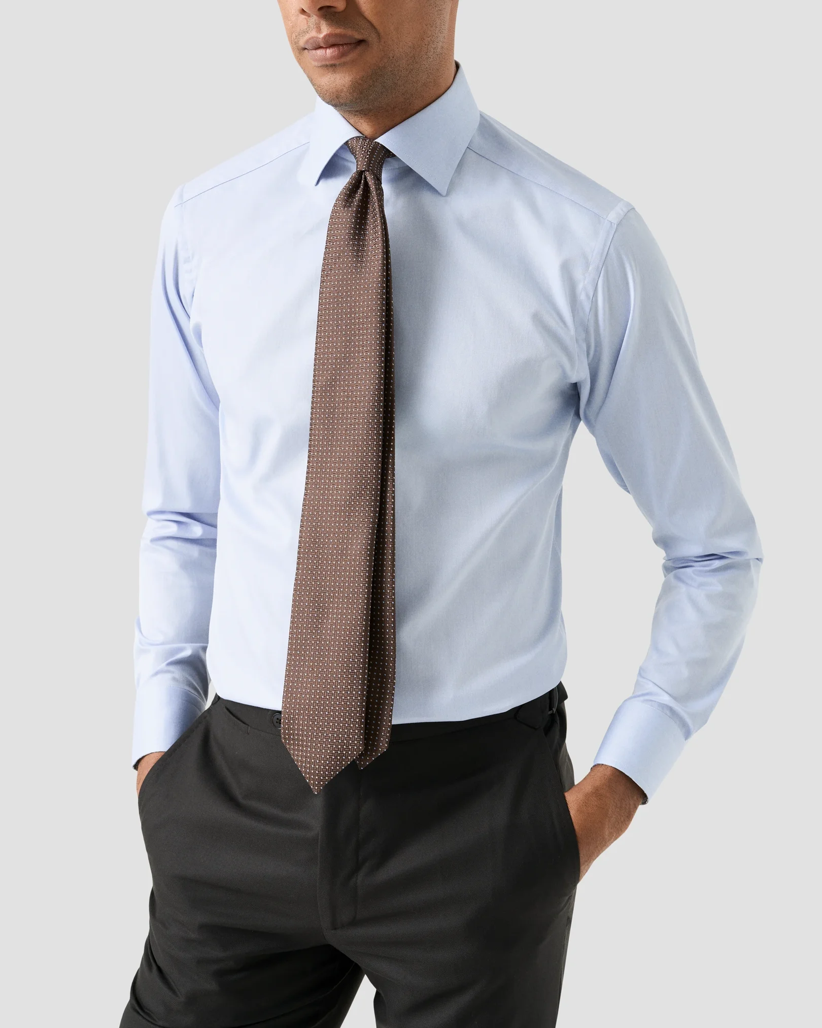 Eton - floral effect signature twill 256