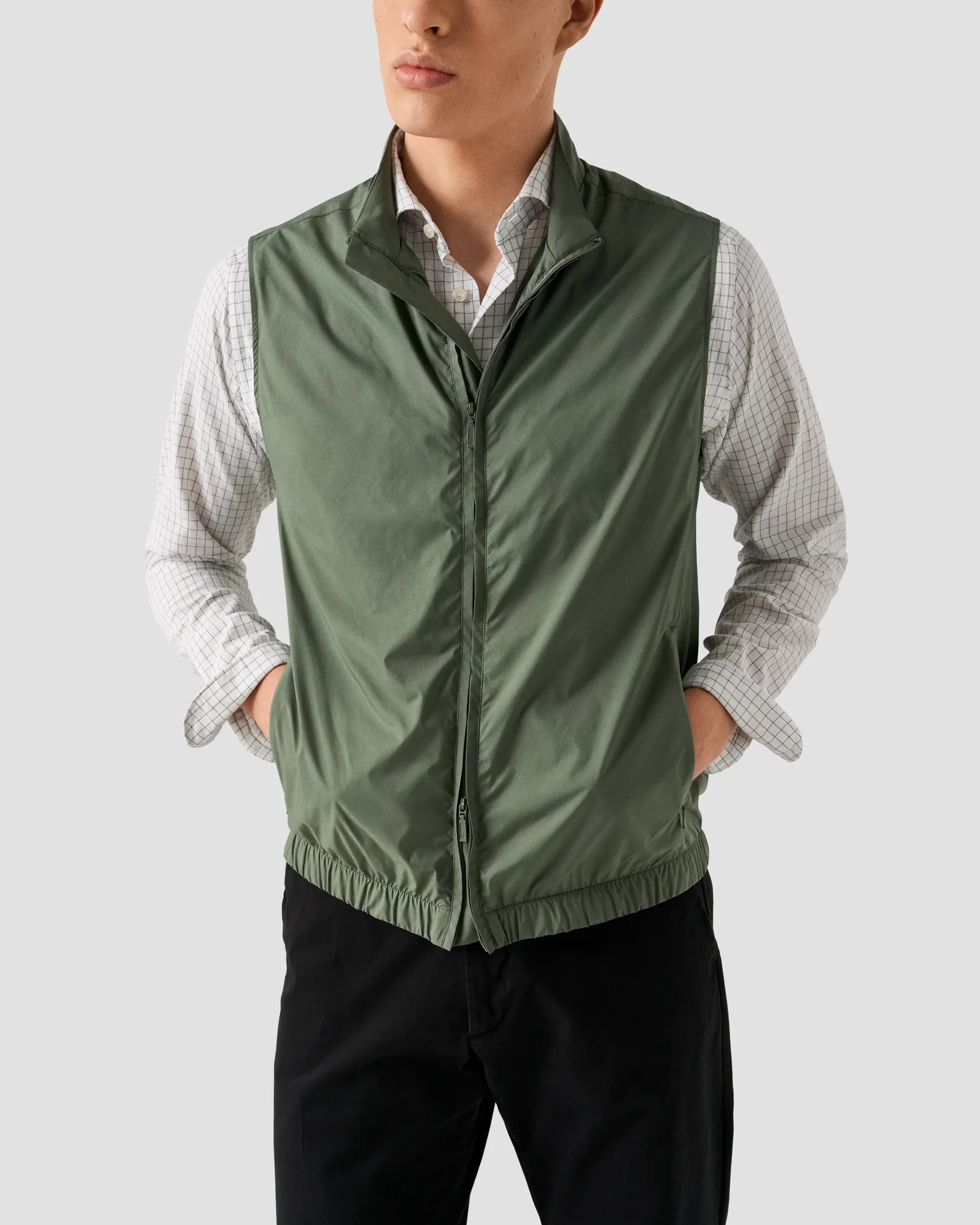 Eton - dark green solid wind vest with elastic hem