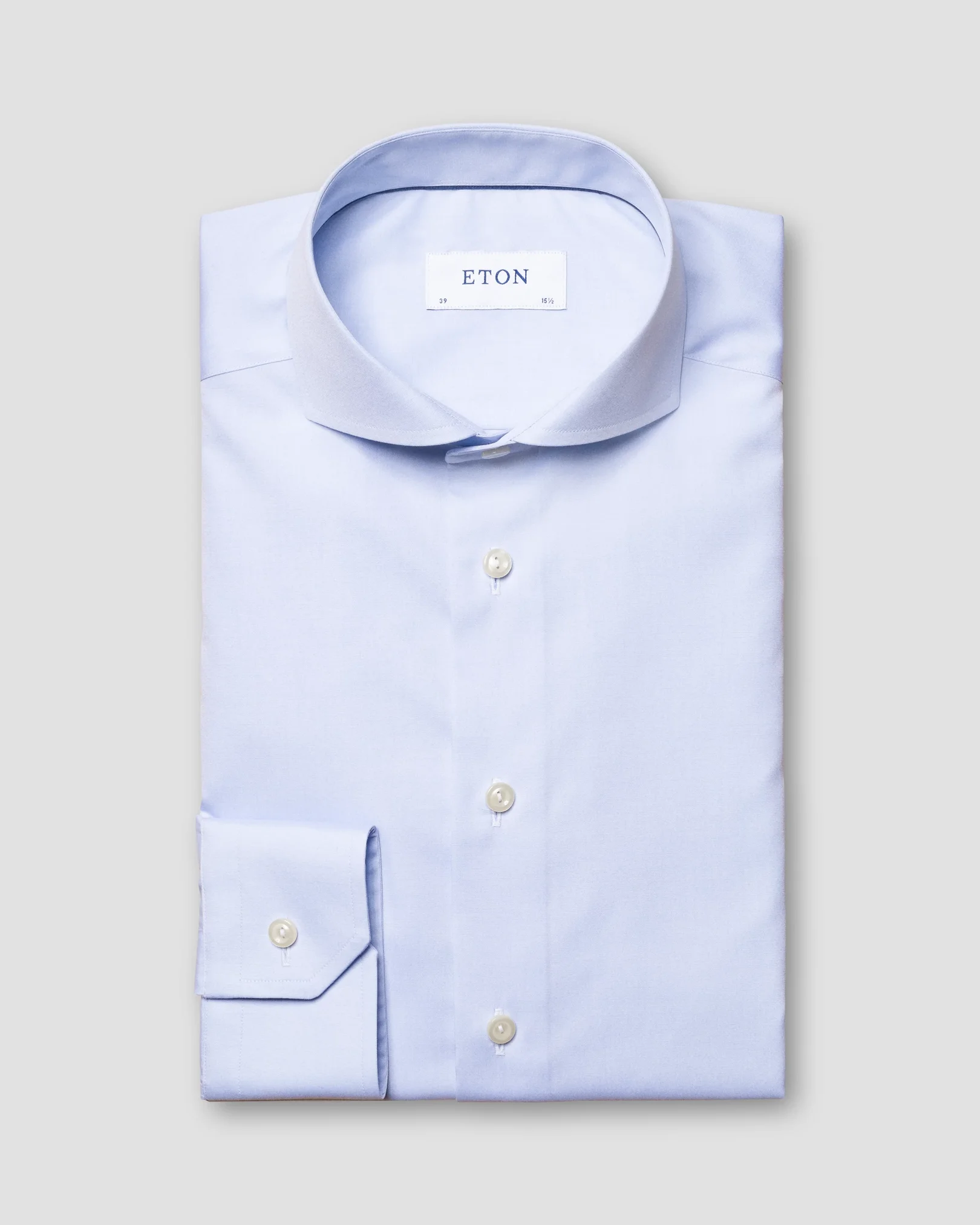 Eton - light blue poplin shirt extreme cut away