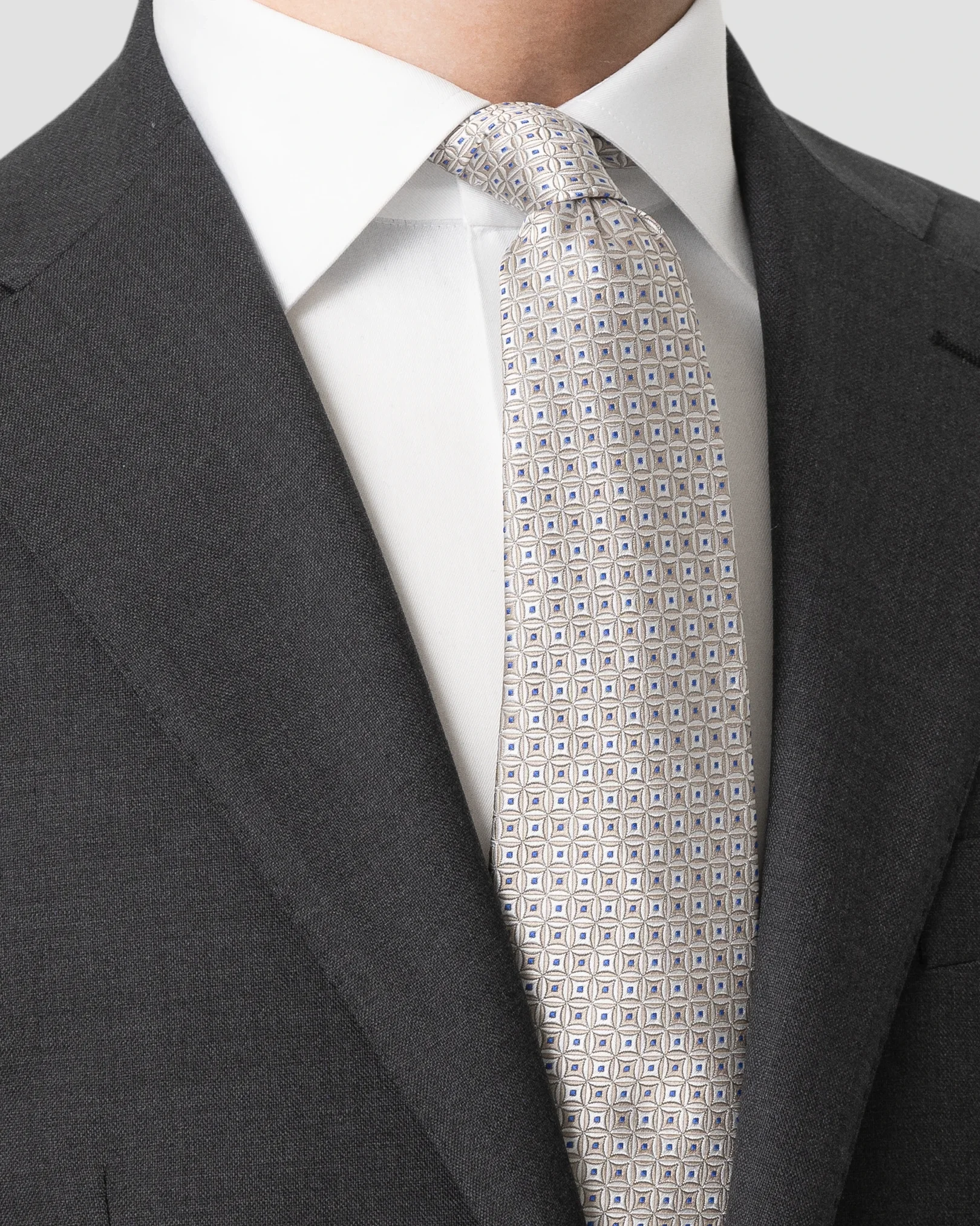 Eton - light grey geometrical woven silk tie