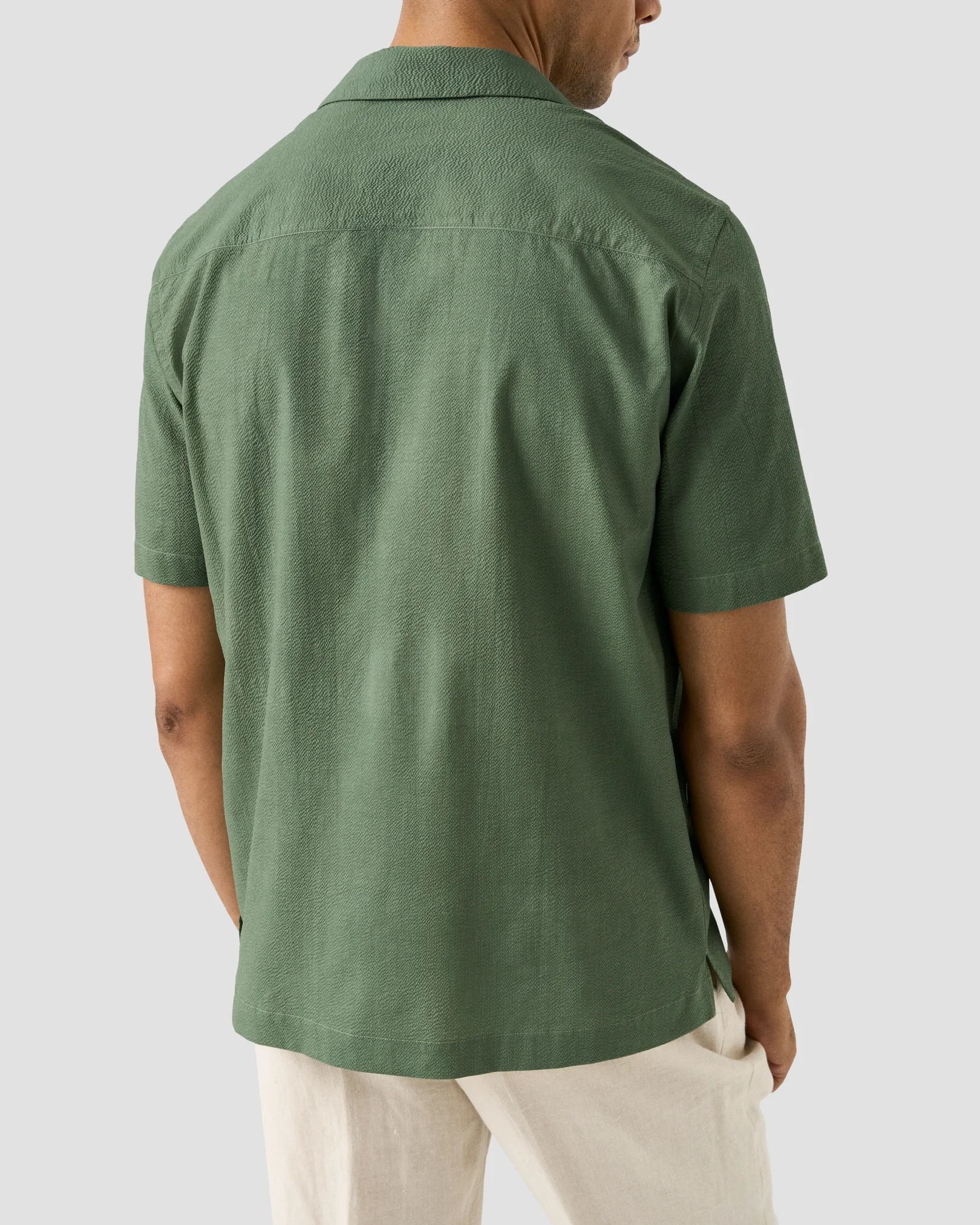 Eton - mid green seersucker resort shirt