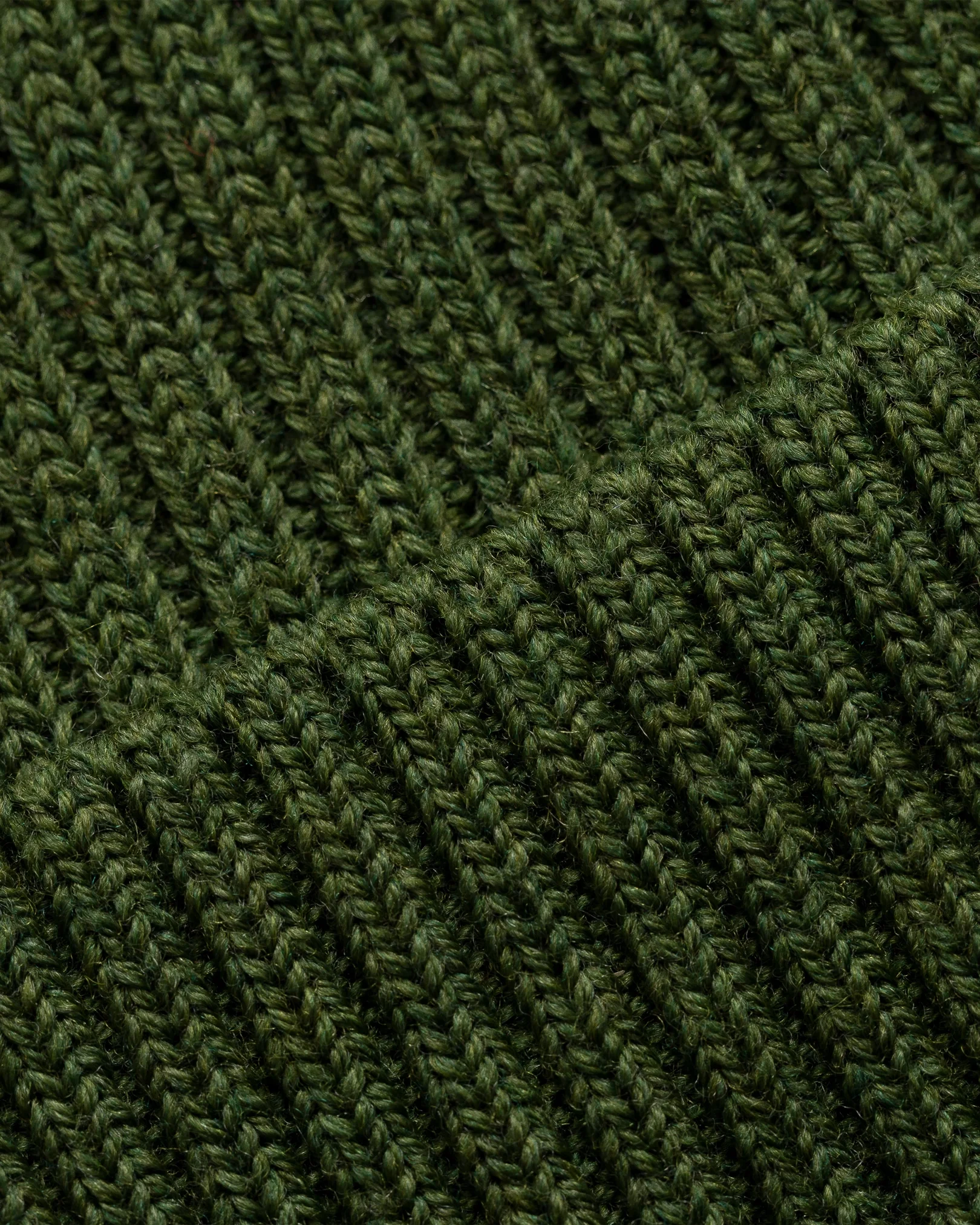 Eton - green wool beanie logo detail