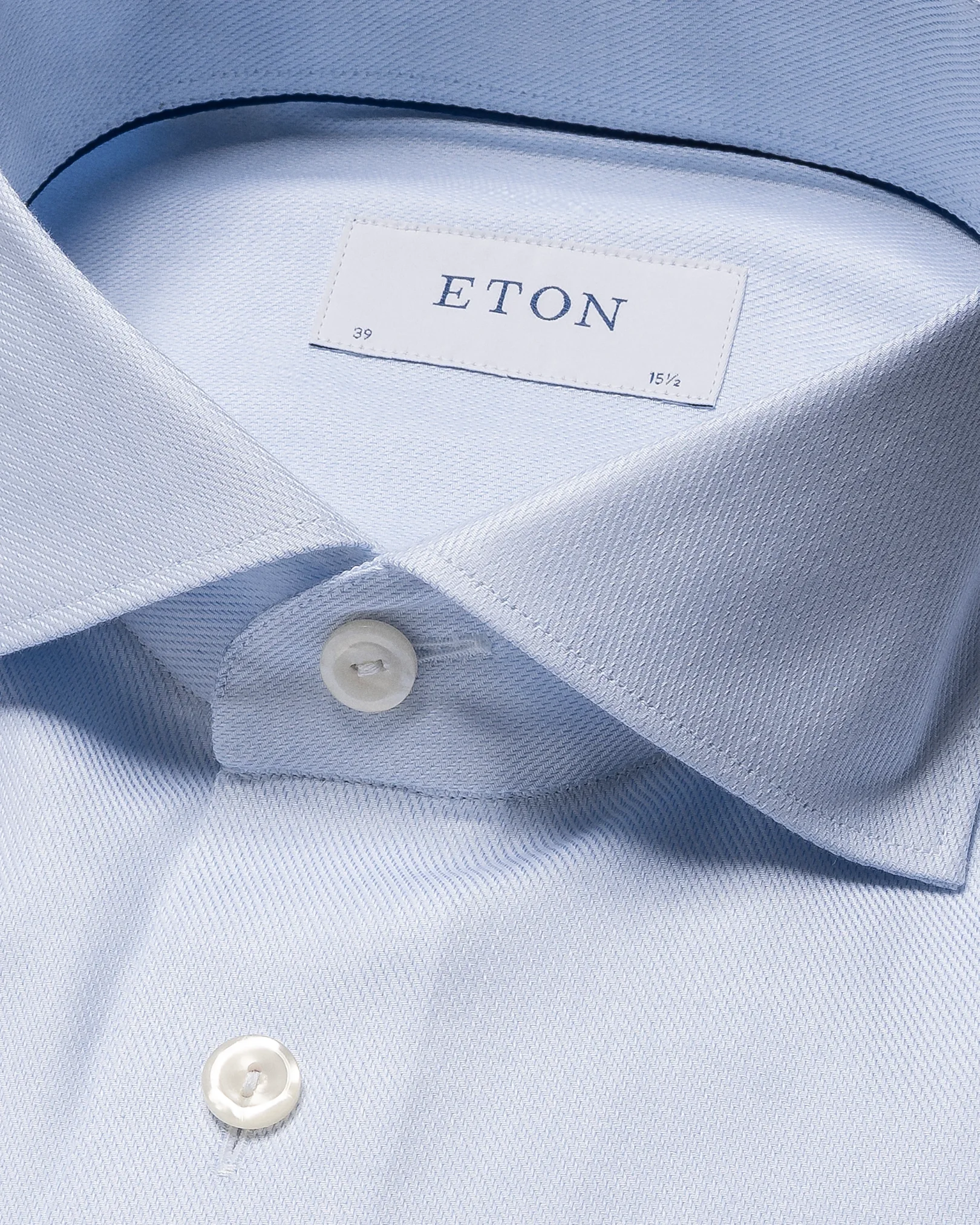 Eton - light blue twill cutaway collar