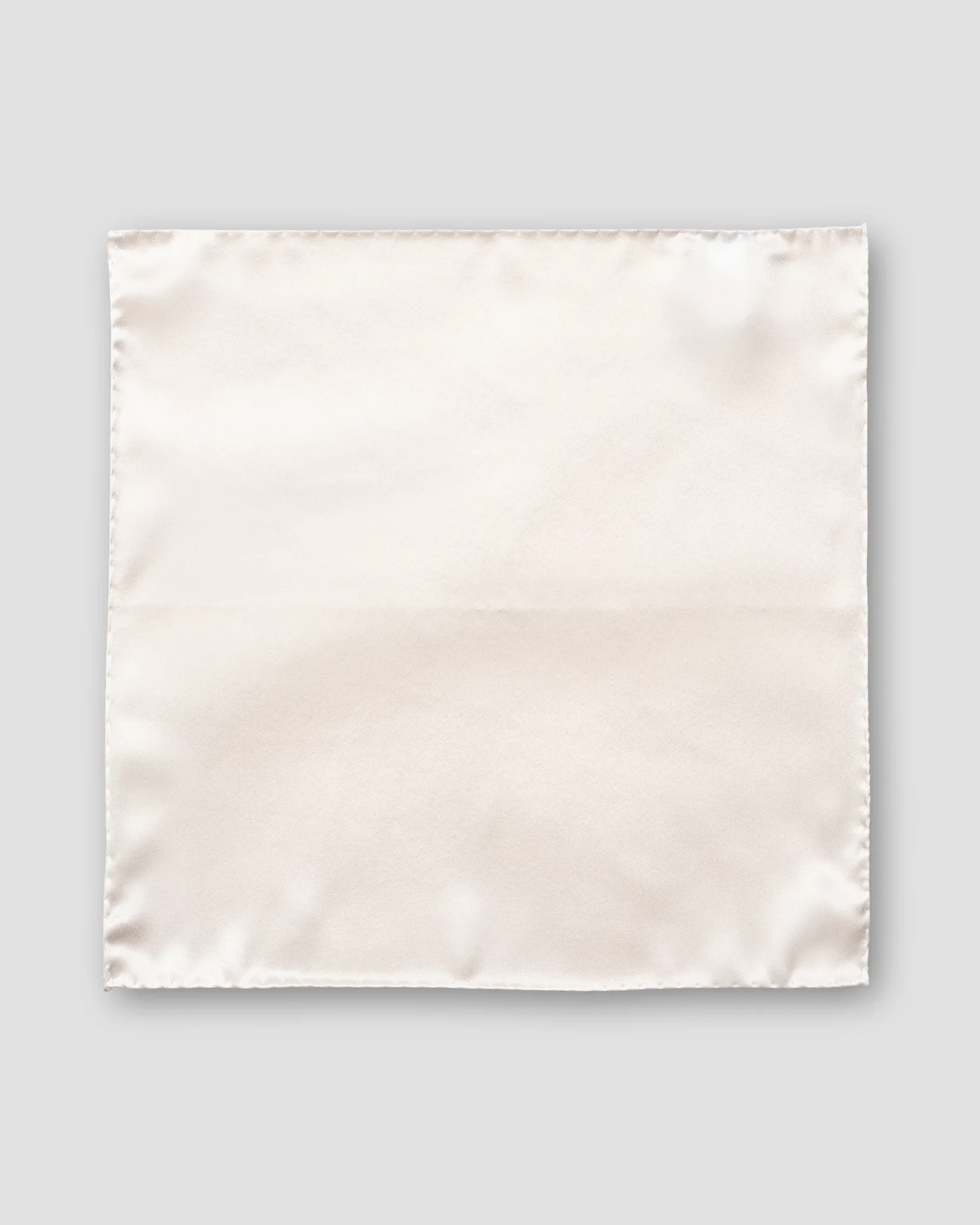 Pochette de cérémonie blanc cassé en soie