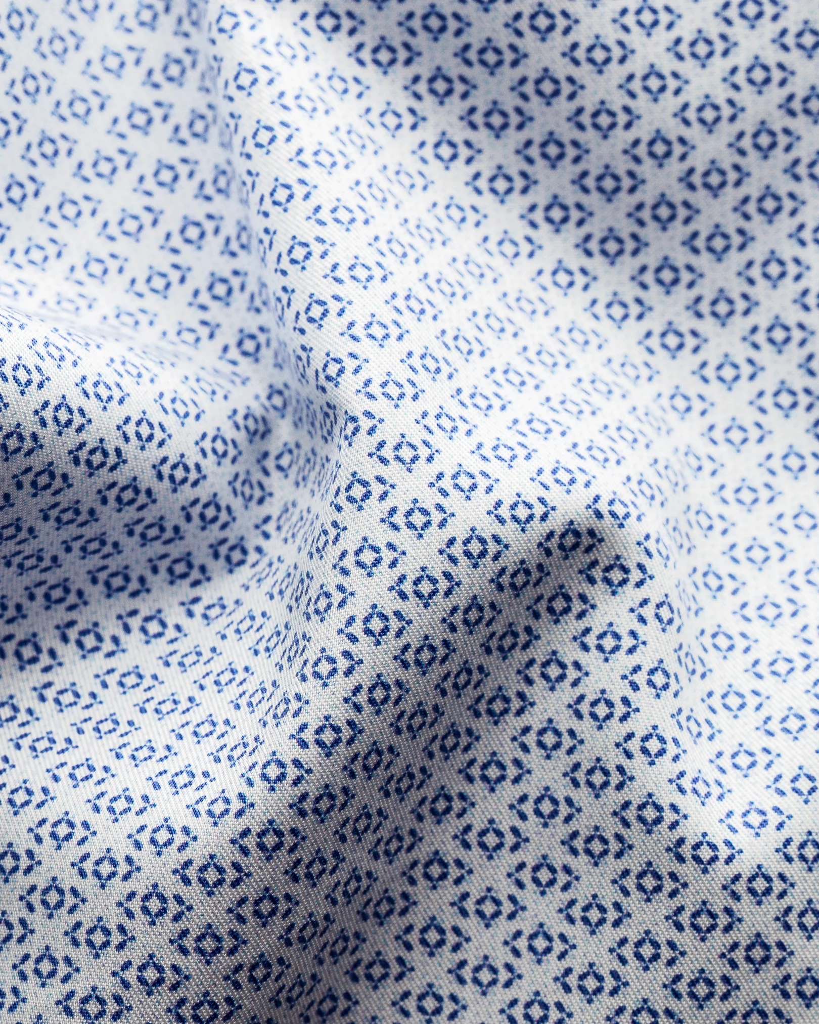 Eton - dark blue signature twill diamond pattern