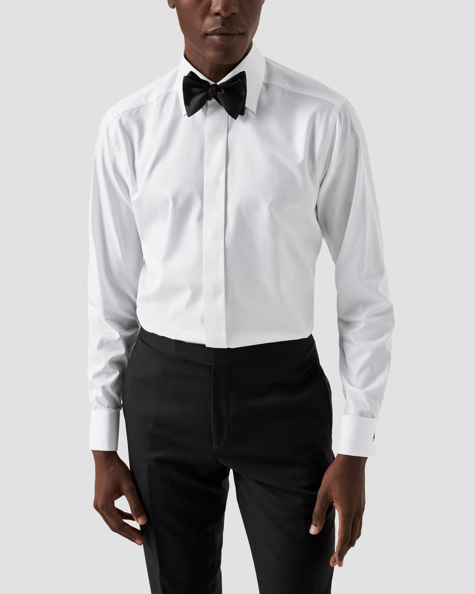 Eton - white dobby moderate cut away