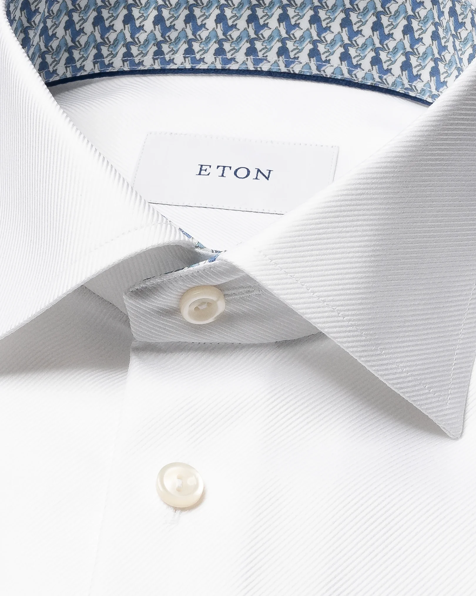 Eton - white geometric effect textured twill shirt