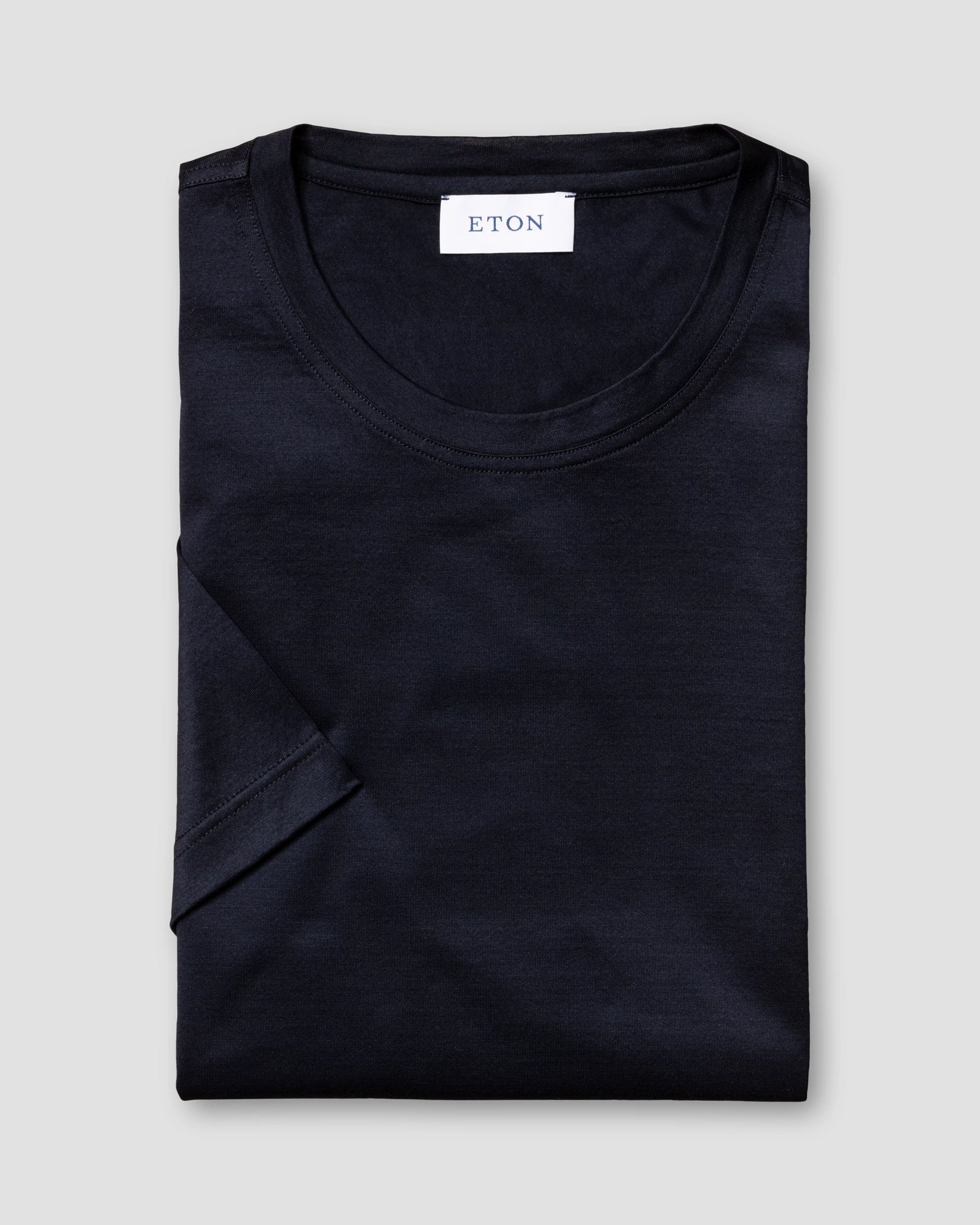 Eton - Mörk marinblå t-shirt i Filo di Scozia-bomull
