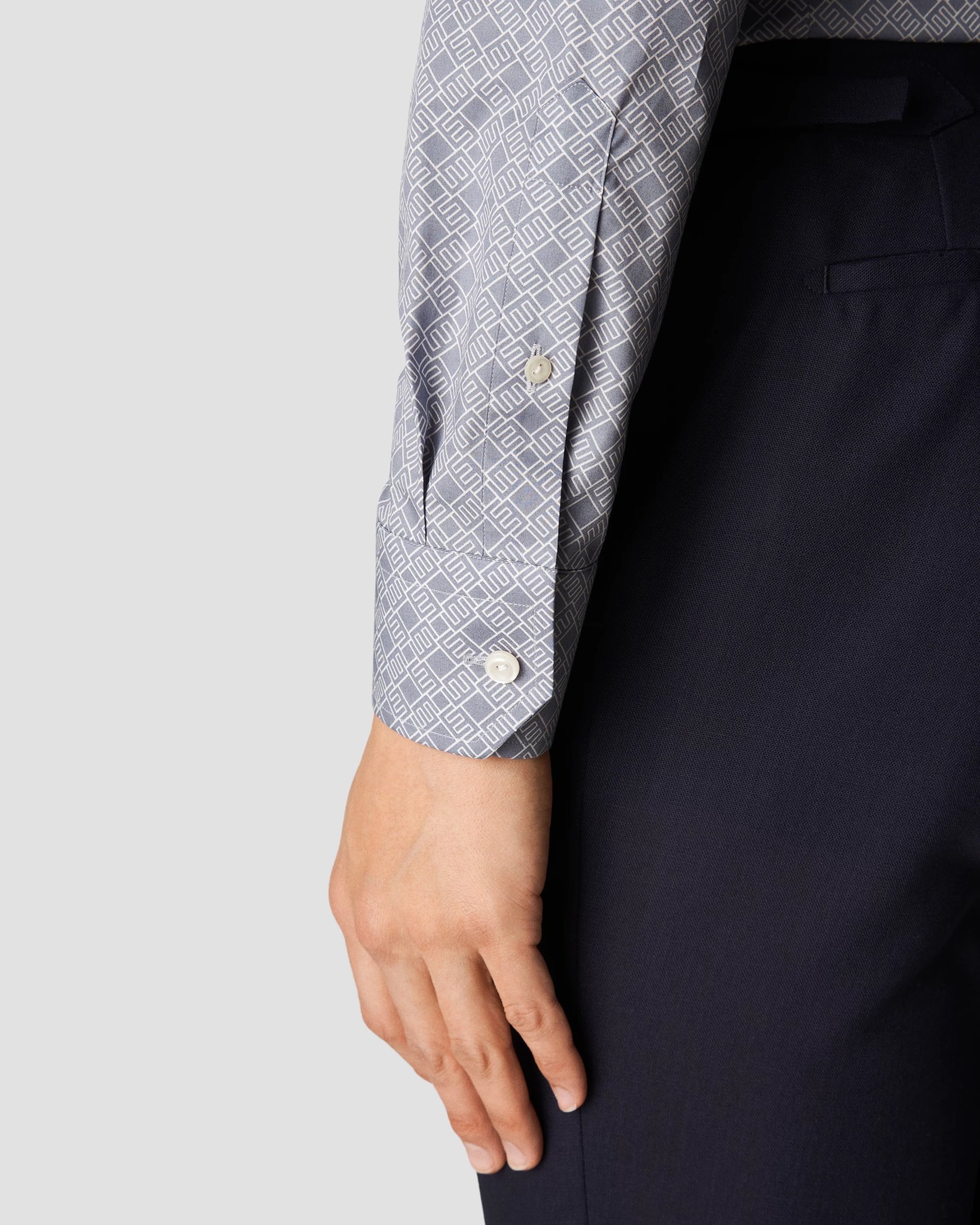 Eton - light blue fine twill cutaway