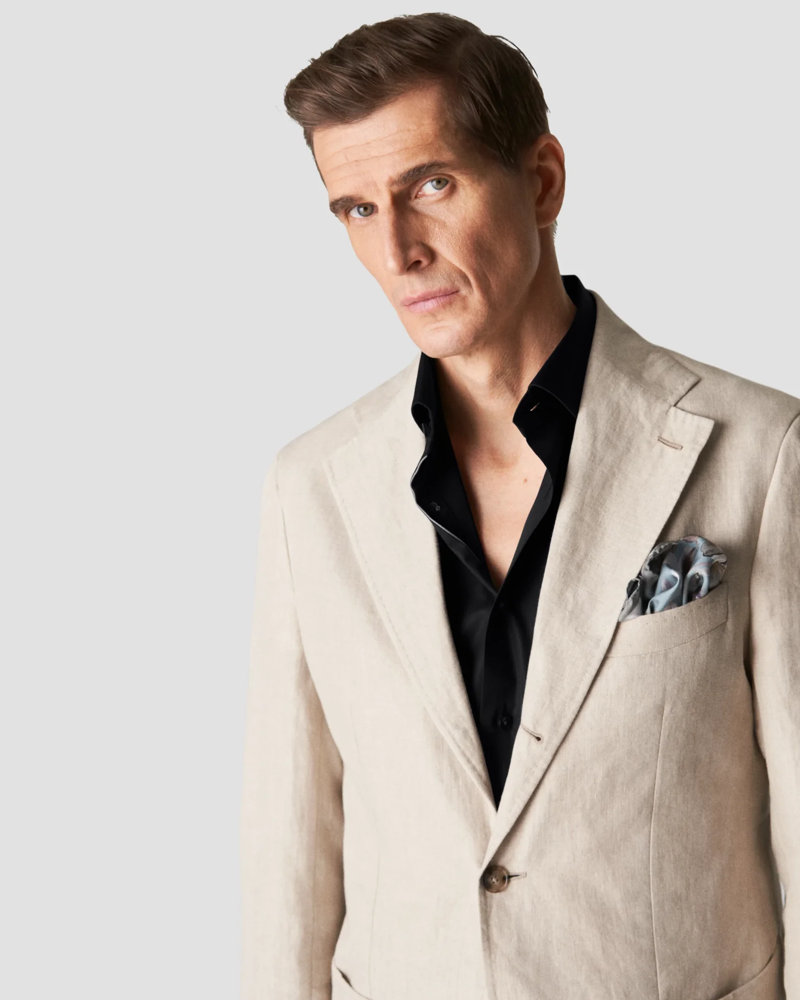 Eton - black plain weave