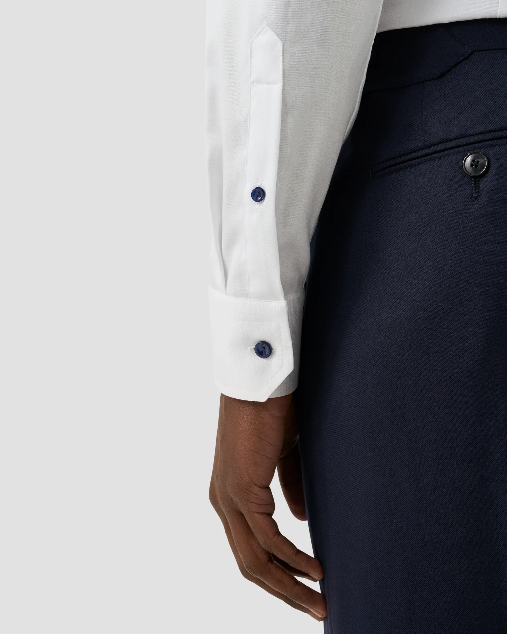 Eton - white navy details signature twill we1
